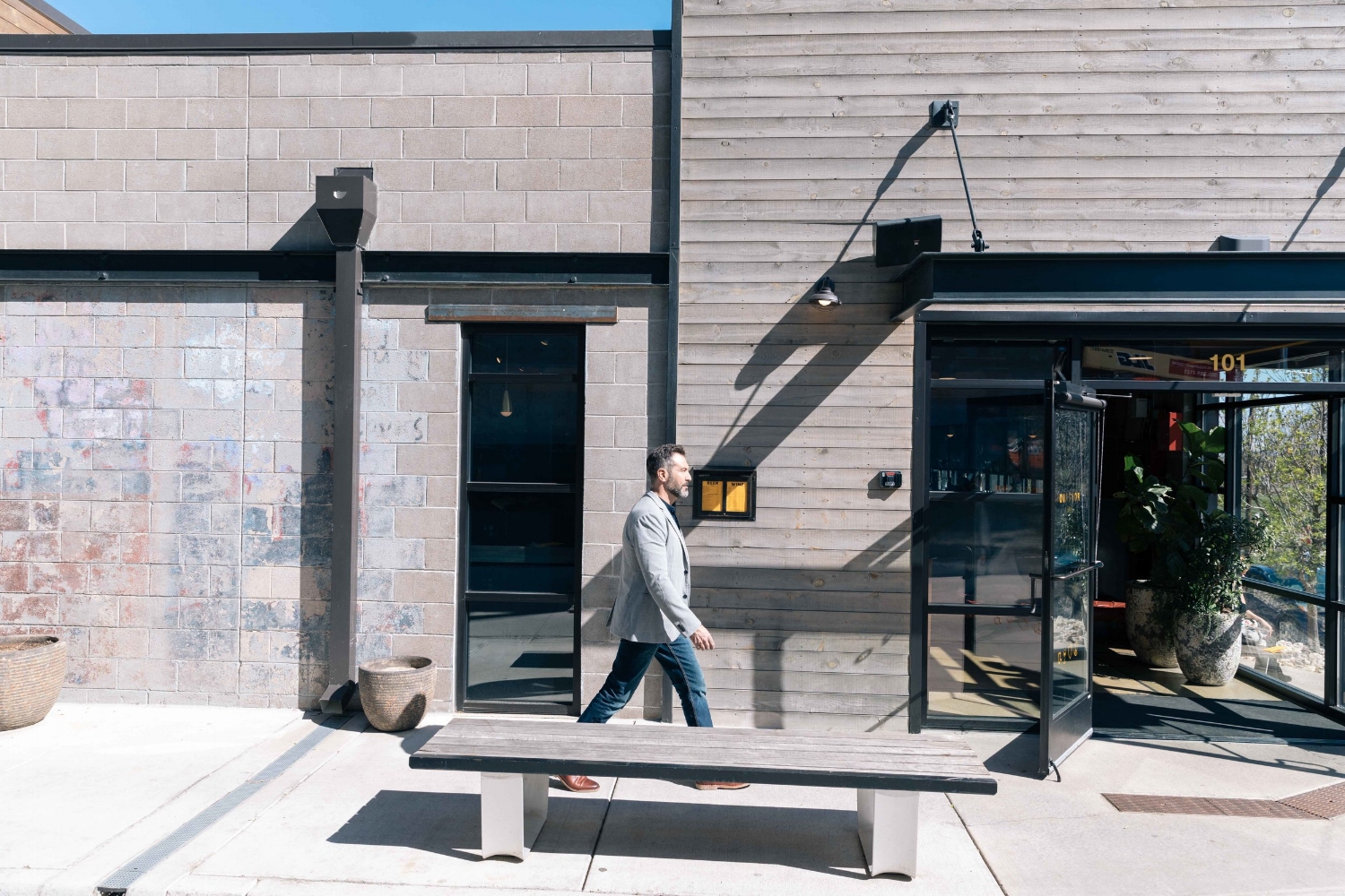 Jimena-Peck-Denver-Lifestyle-Editorial-Photographer-Lakehouse-Denver-Walking-The-Neighborhood