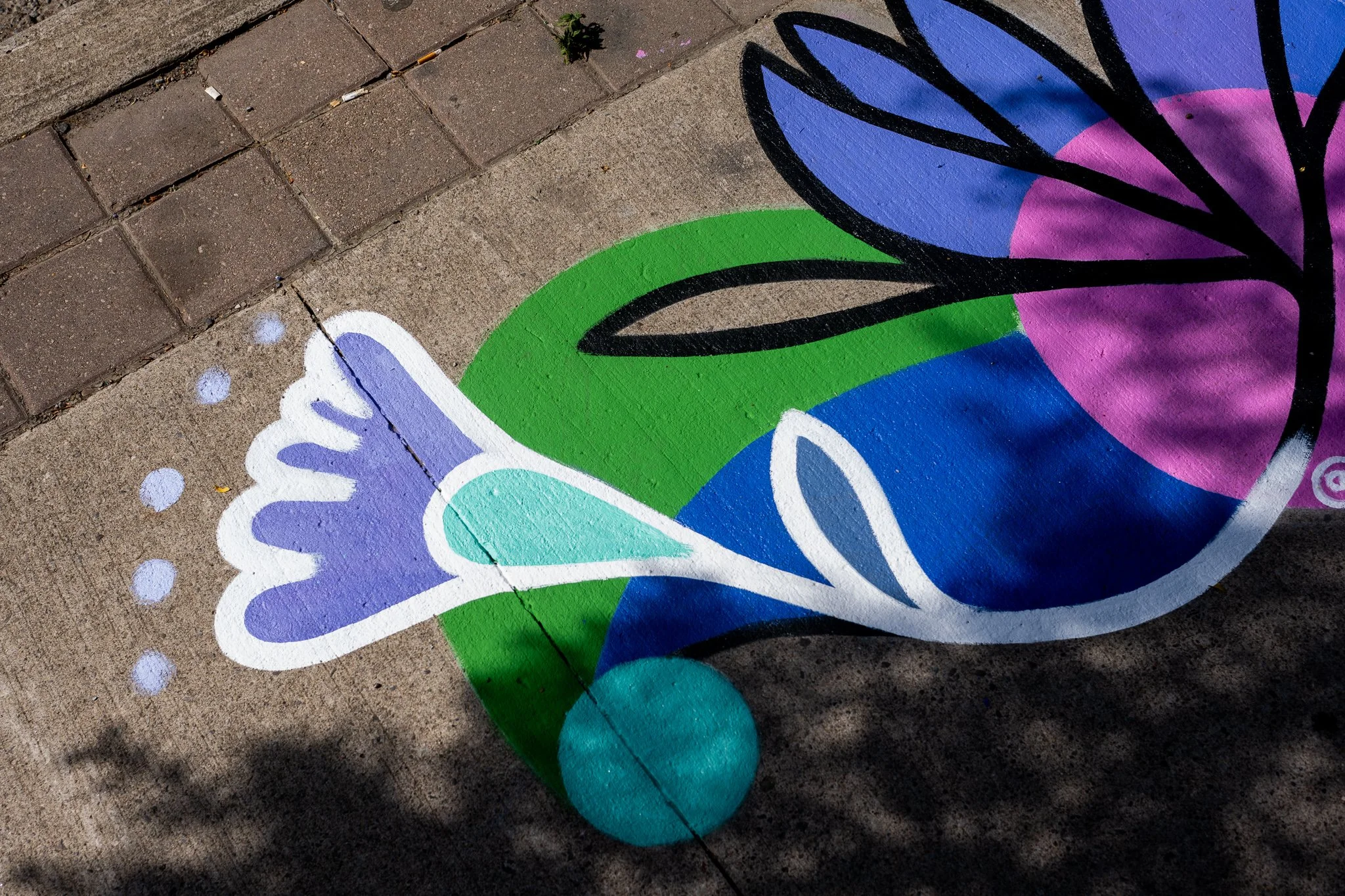 1042 Queen (Detail).jpg