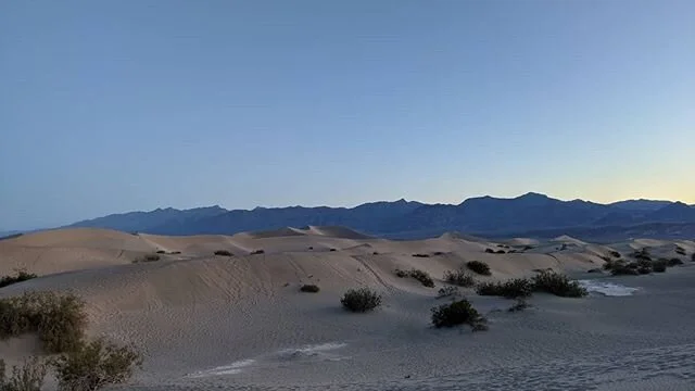 Sunrise view that's worth waking up early for.
.
#motherNature #DeathValley #nationalpark #optoutside