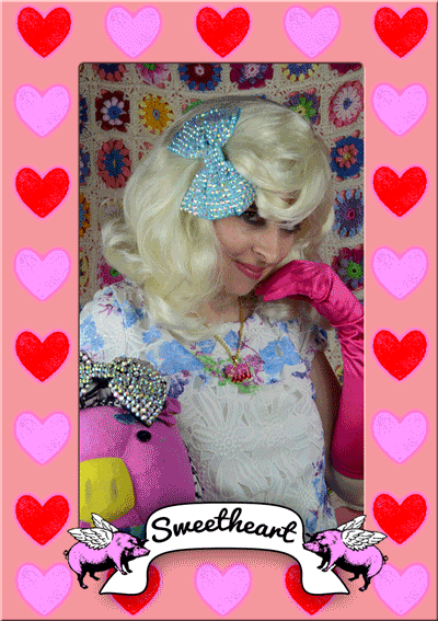 BORDERS-heart-frame-LG 2.gif