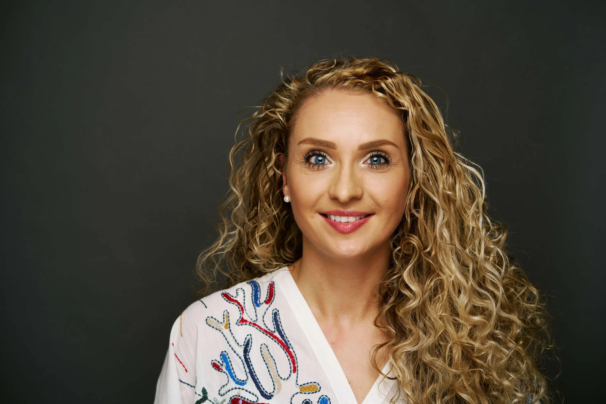 Professional Corporate Headshots Across Two Cities – Consistent, Cohesive &amp; Brand-Ready