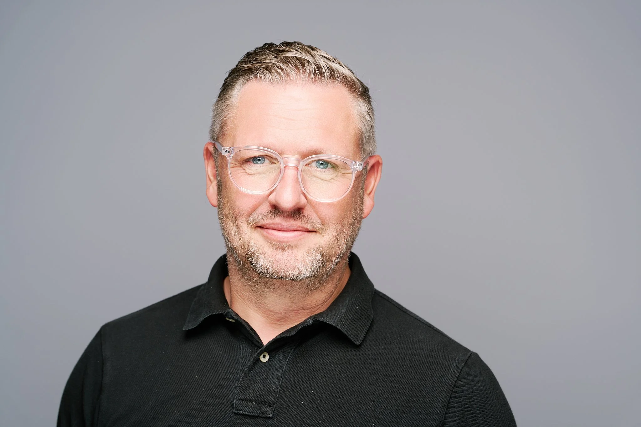 Professional business headshot of a Harwood HR Solutions team member in Oxfordshire.
