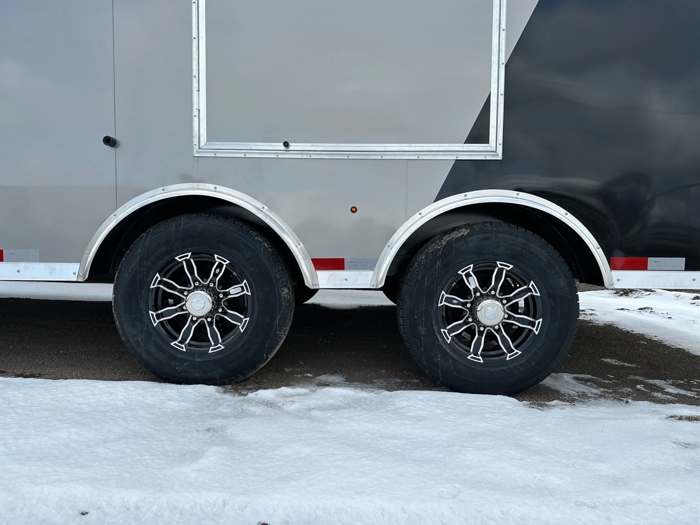 Gooseneck Cargo Near Me Explore the Ultimate Cargo Storage Solution