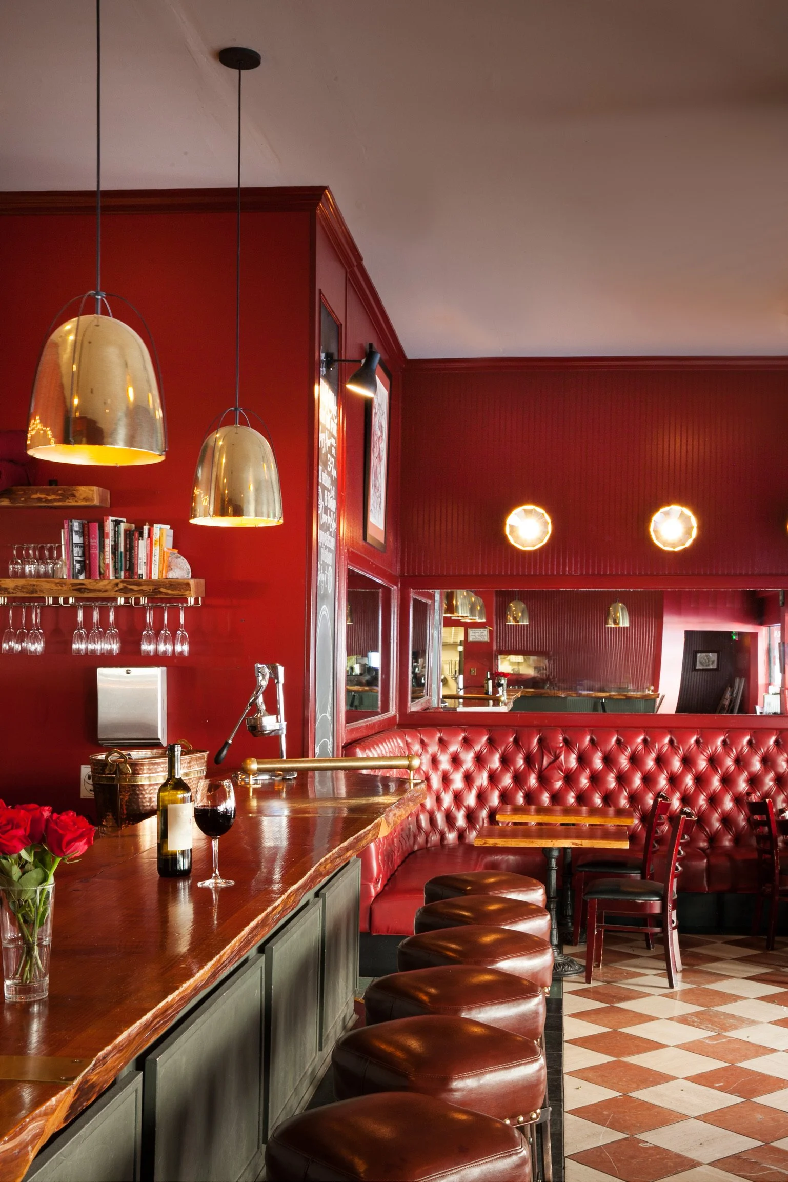 Belle Cora - Interior.JPG