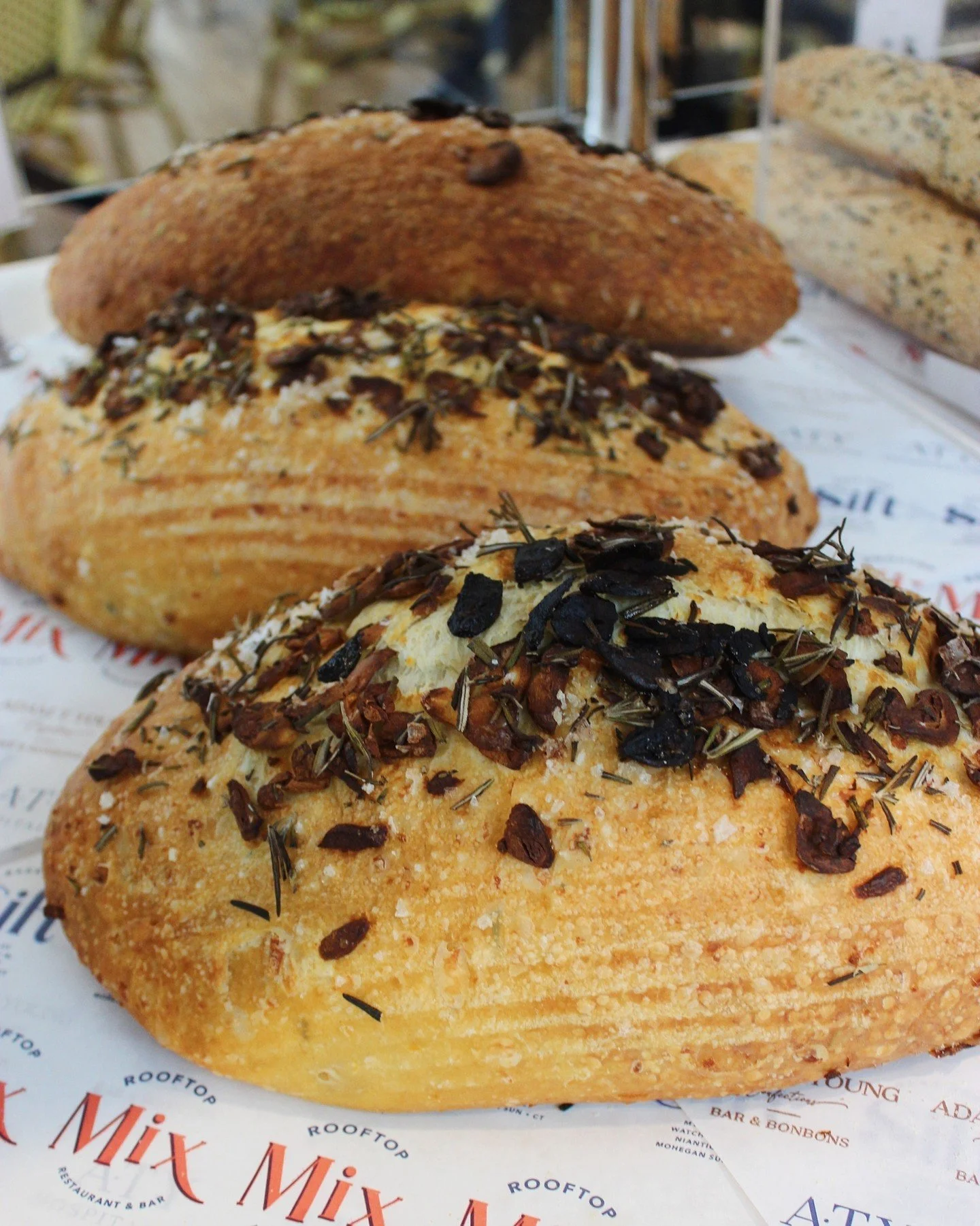 Garlic &amp; Herb Focaccia is a Sift Bake Shop must-have!🥖

Available at all Sift Bake Shop locations (Mystic, Niantic, Mohegan Sun and Watch Hill)

*
*
*
*
*
#atyhospitality #siftbakeshop #mysticct #ct #bakery