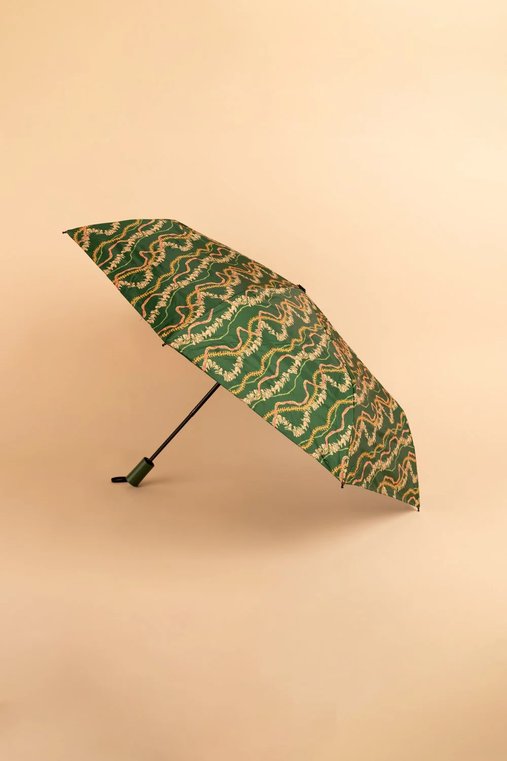 Small Umbrella Fern Flower Lei — FIGHTING EEL