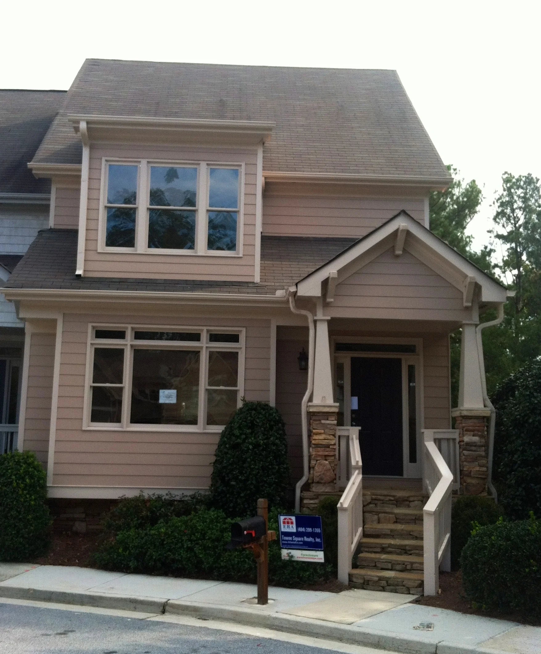 My first house! Yes, she was pink. :-)