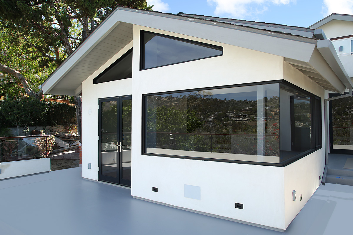 1039 Van Dyke 021.jpg