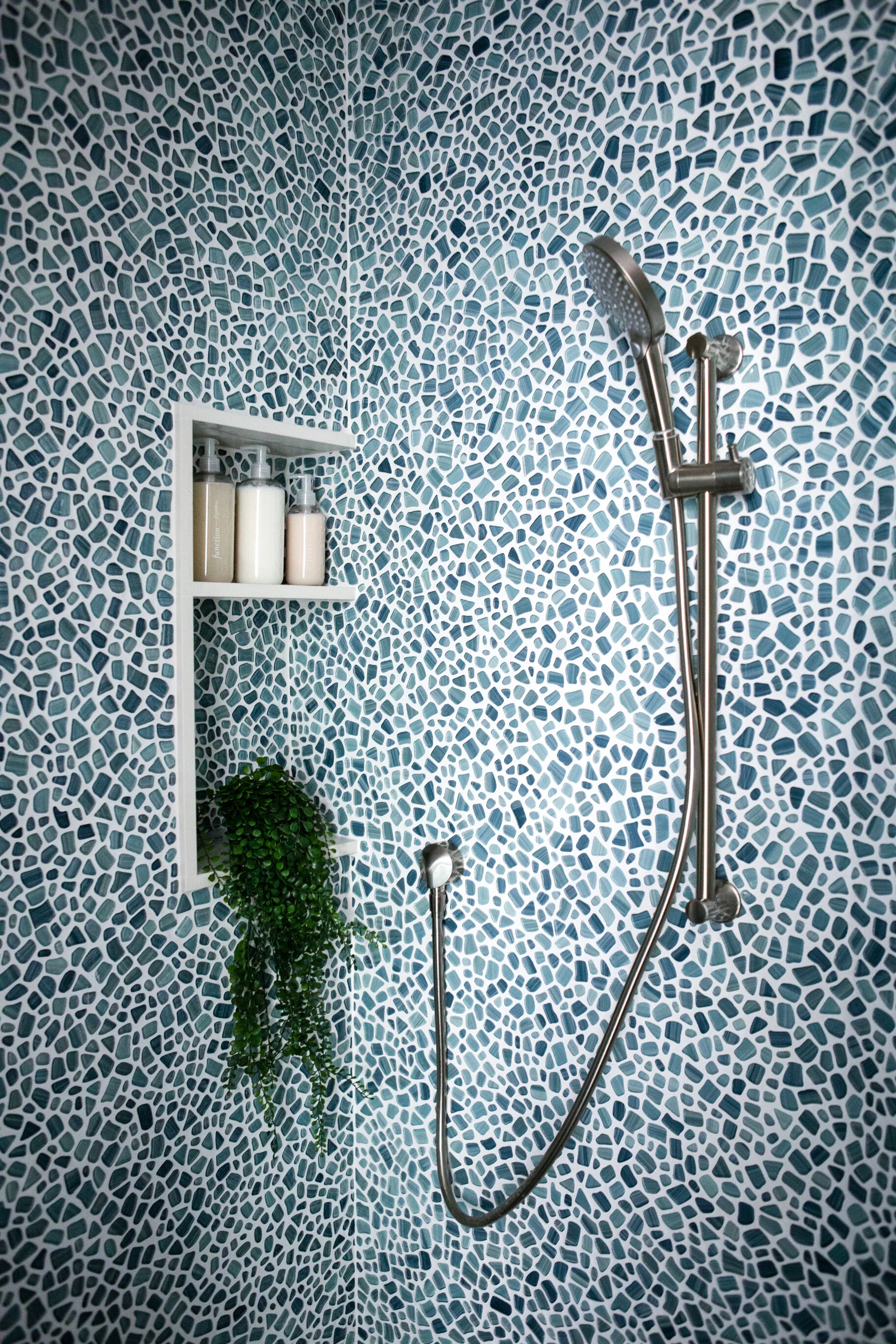 ANDERS_677 N COAST HWY_DETAILS-17LO_RES.jpg