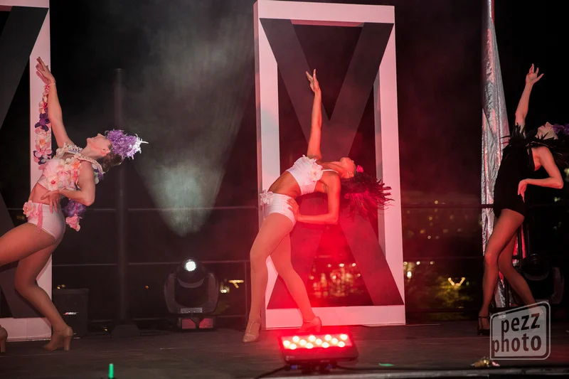 LA Follies Showgirls Naughty or Nice Party Tampa Bay Museum photography by Pezz