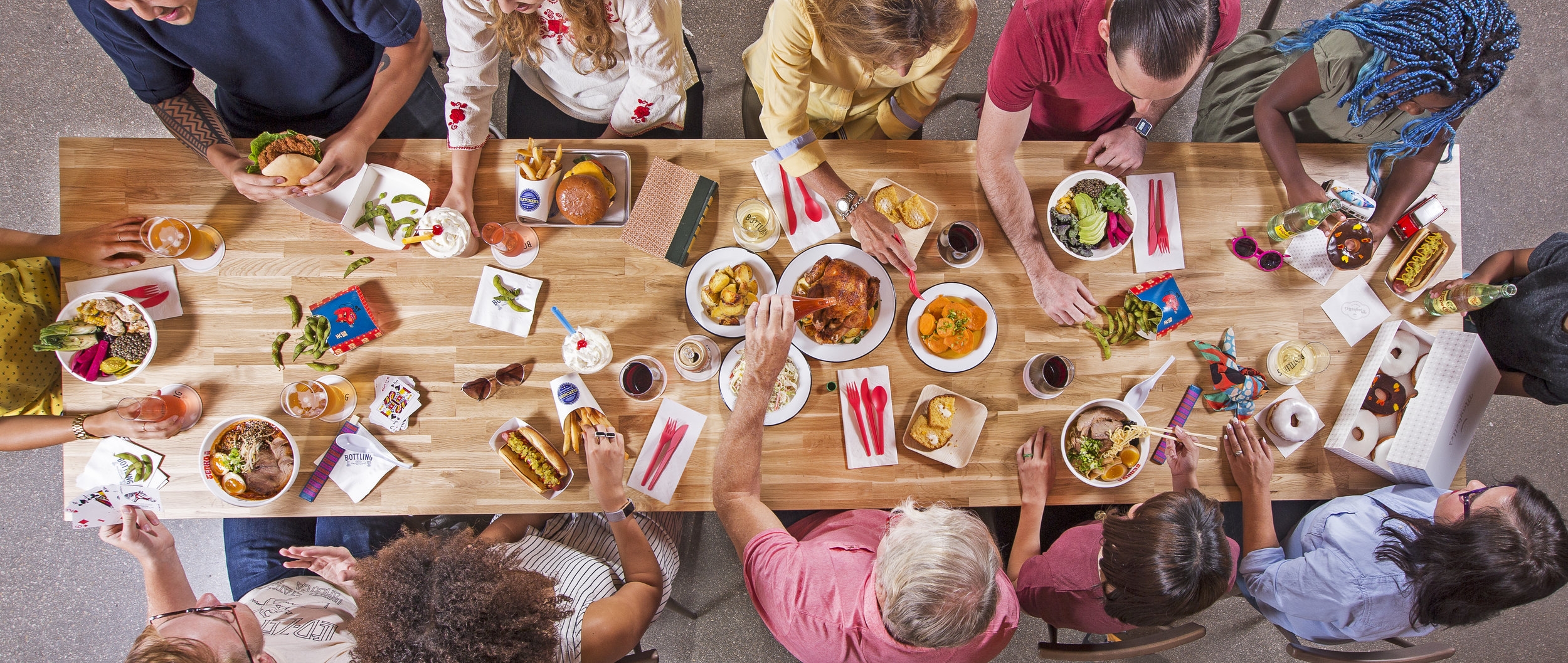 austin-texas-food-photographer-family-style-dinner-table