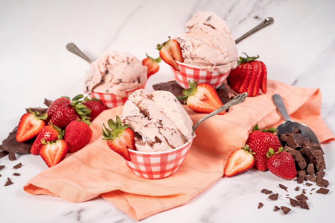 austin-texas-food-photographer-strawberry-ice-cream