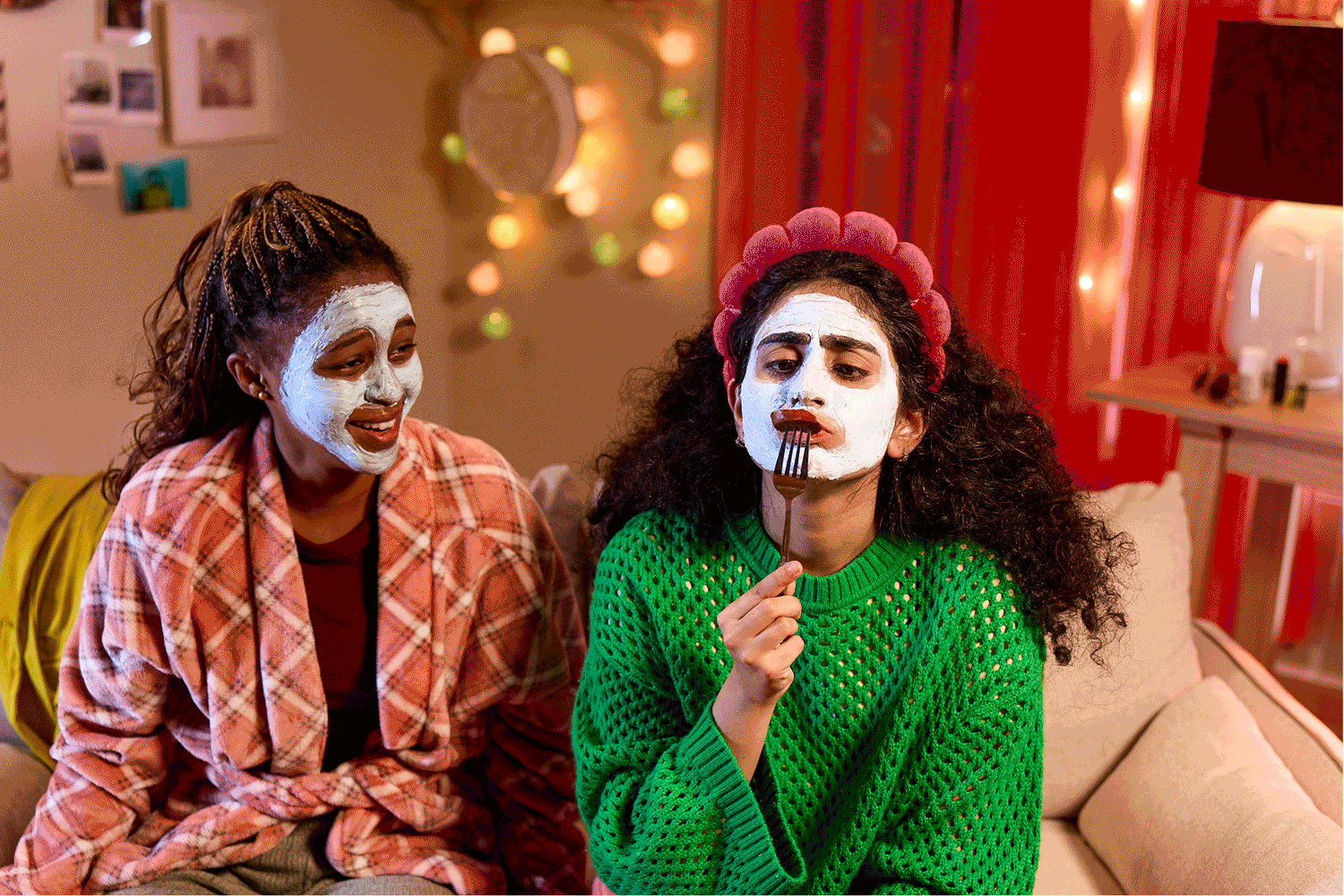 Girls Night Bite GIF by Knoxy Knox