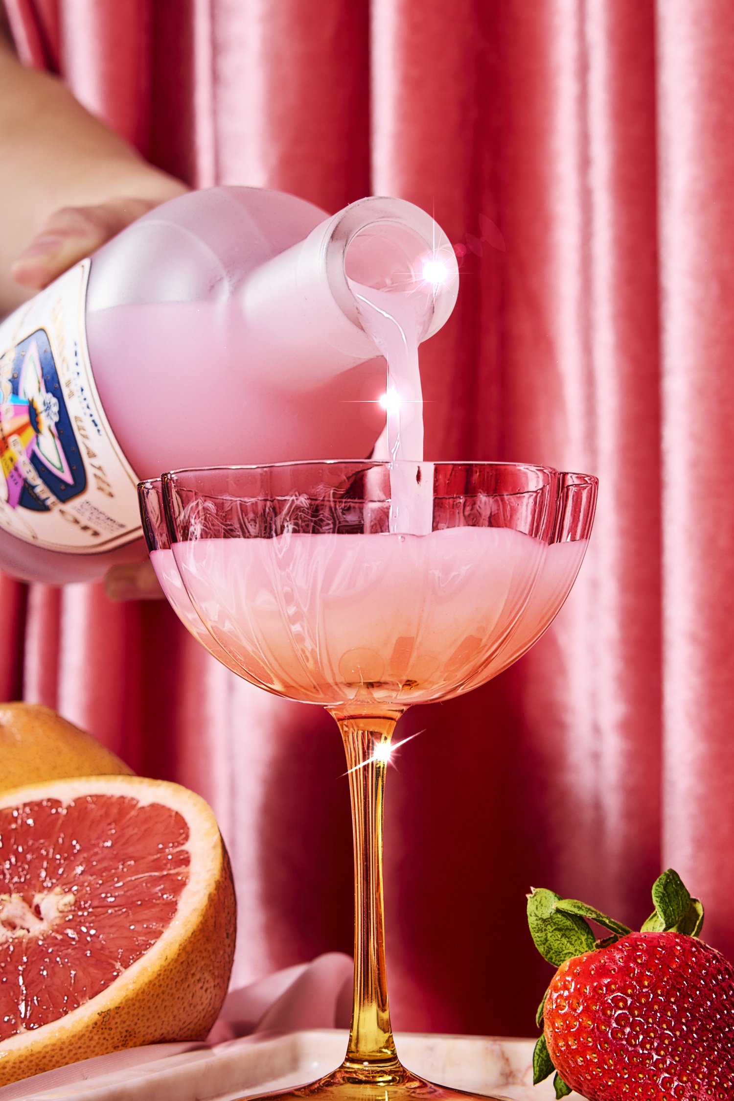 Beautiful beverage photography by the best beverage product photographer  Knoxy Knox