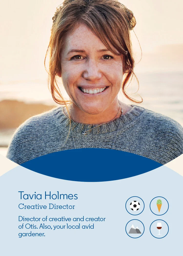 CS_TradingCards_Tavia_CMYK-1.jpg