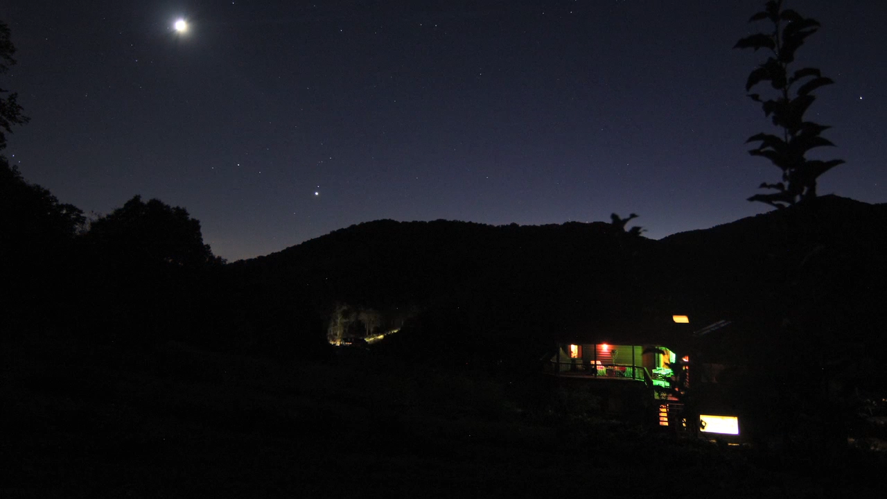 buchi-amex3.mov.01_02_38_18.Still001.png