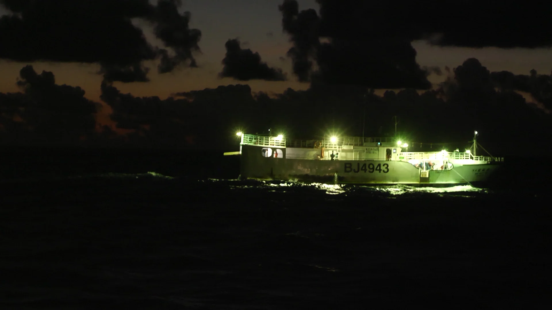 boat at night.jpg
