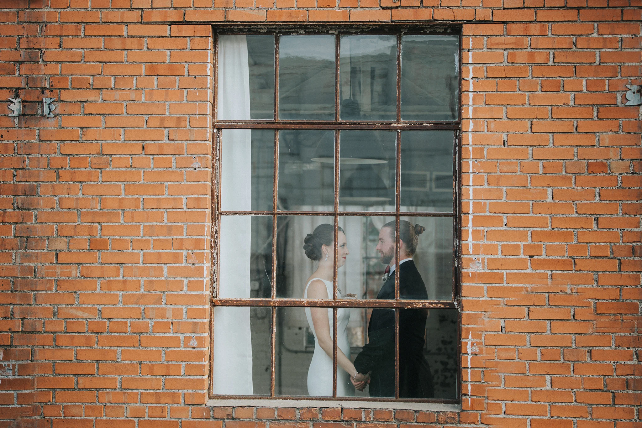 December 31: A wedding to close out 2016 and welcome 2017... not too shabby! Caroline and Scott's first look was stunning.