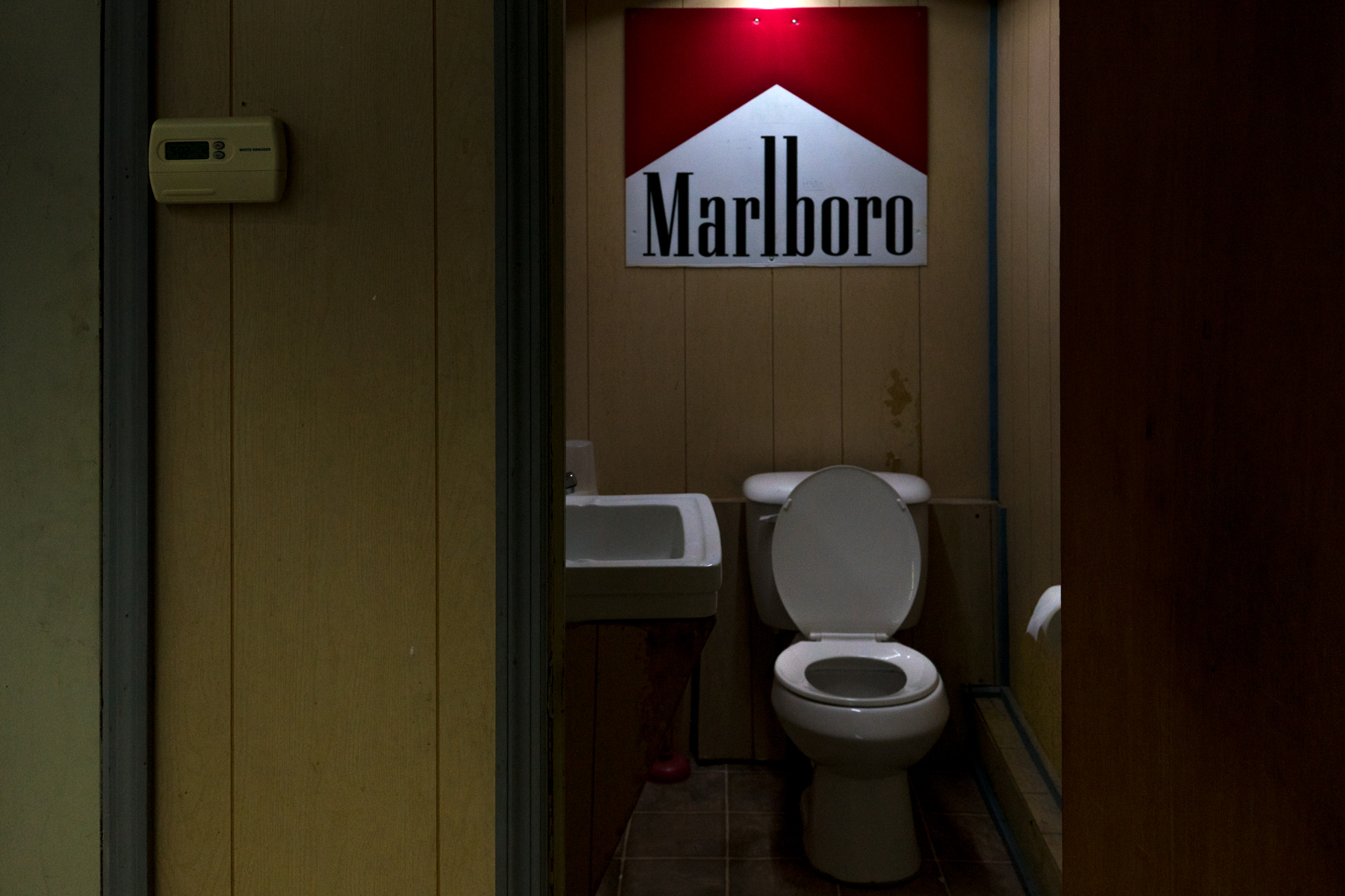 MarlborobathroomTaylorville.jpg