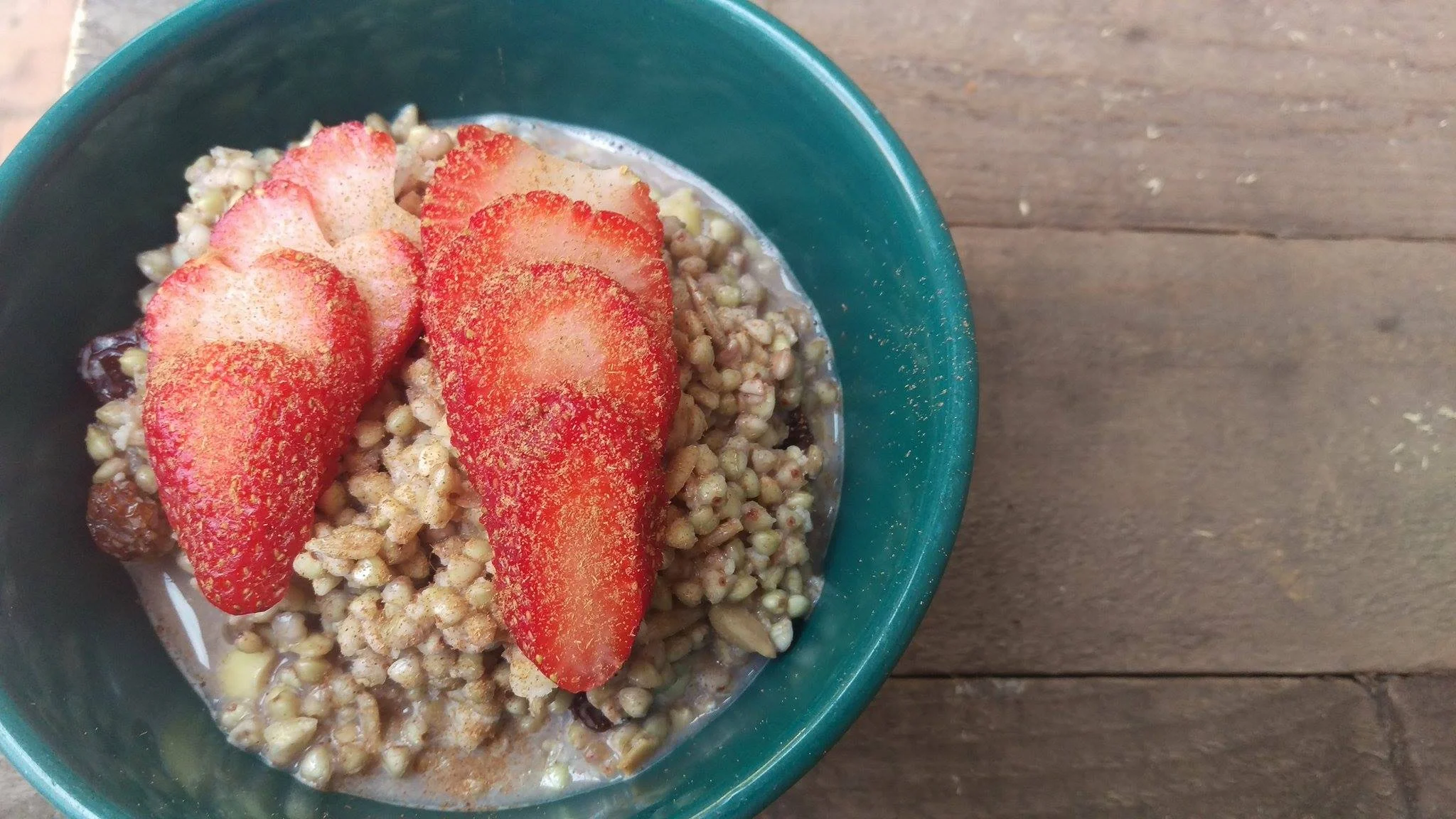 BUCKWHEAT BREKKY BOWL