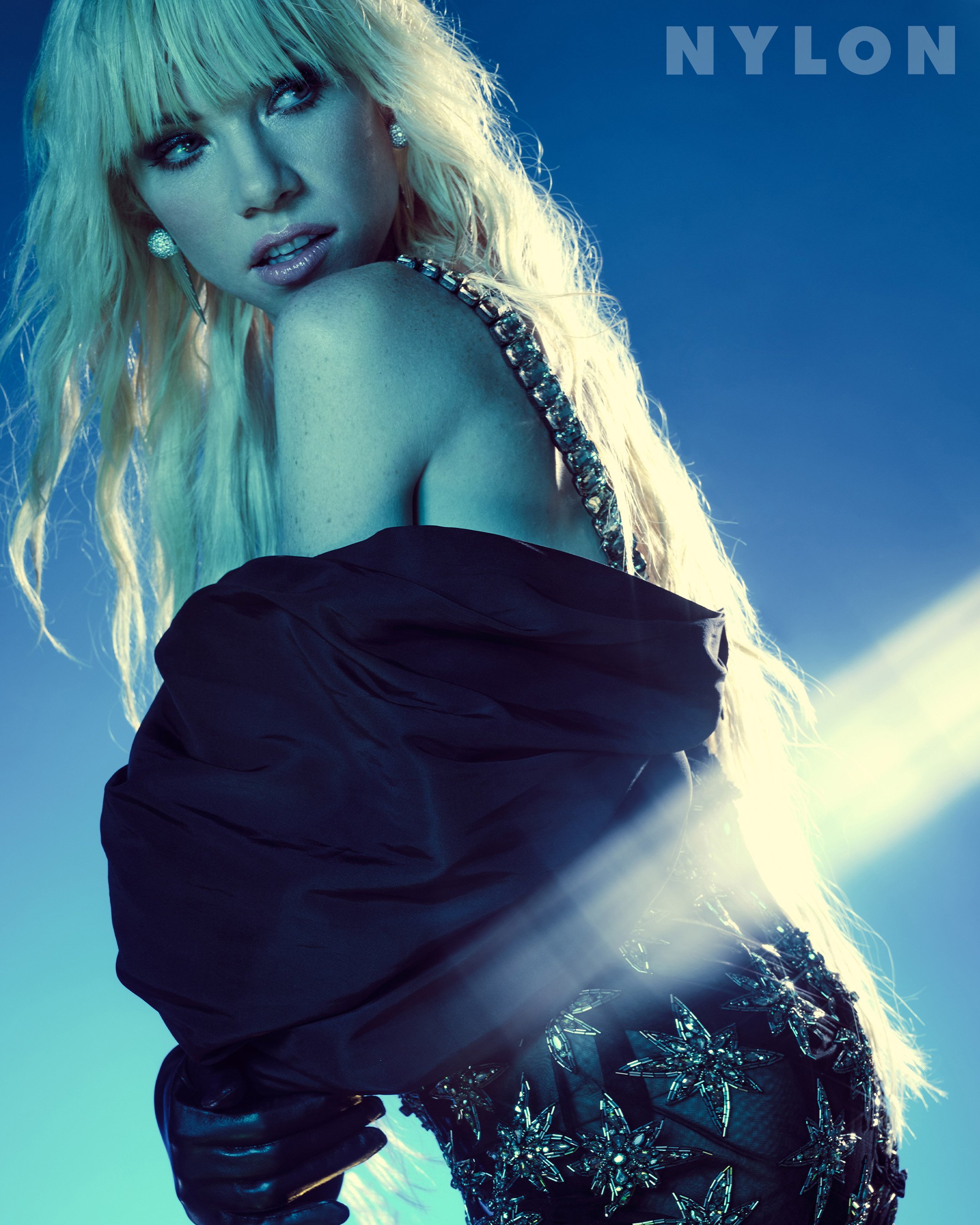 06_CarlyraeJepsen_BLUE_1563_IG.jpg