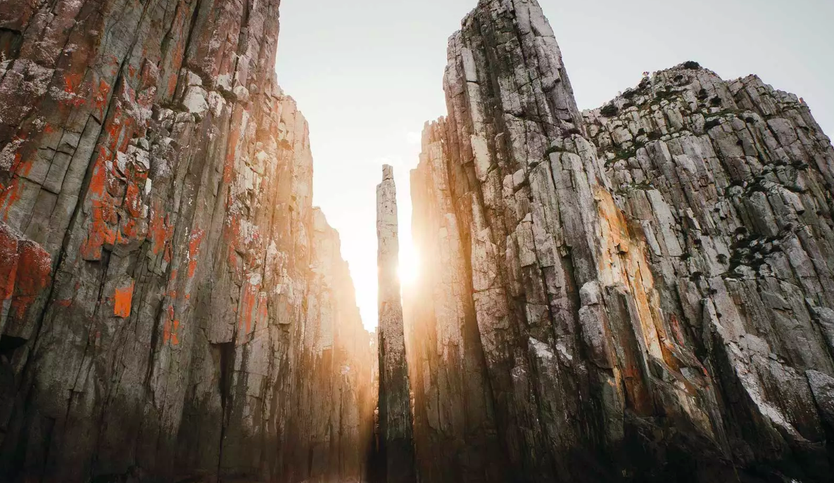 Five Breathtaking Tasmanian Hikes to Discover This Winter