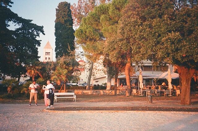 Finally processed some film shot around Europe/Japan/Elsewhere. Here's sunset along Zadar promenade #35mm #pentaxespio #grainisgood #filmisnotdead