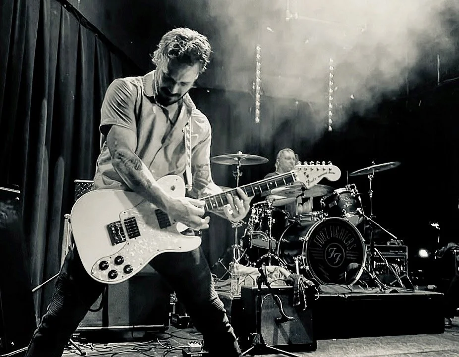 KYLE WRIGHT - GUITAR 