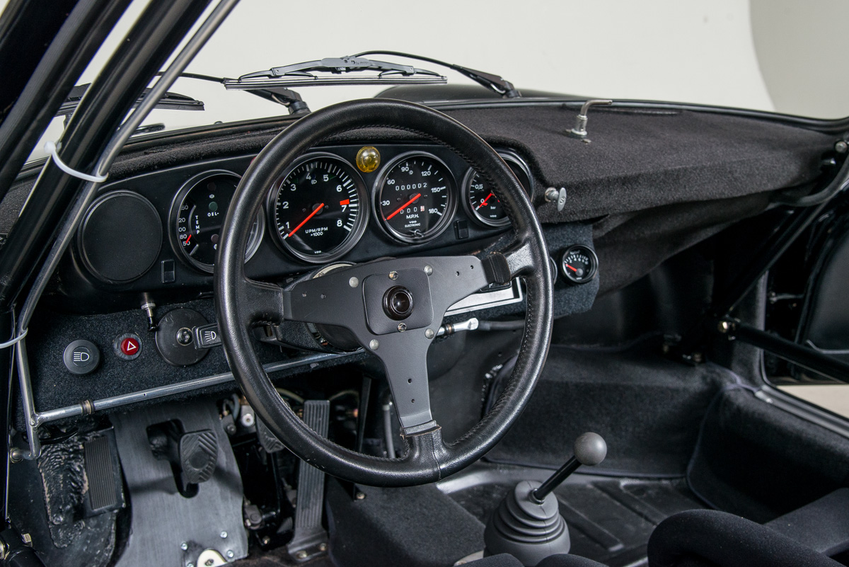 76 Porsche 934 13.jpg
