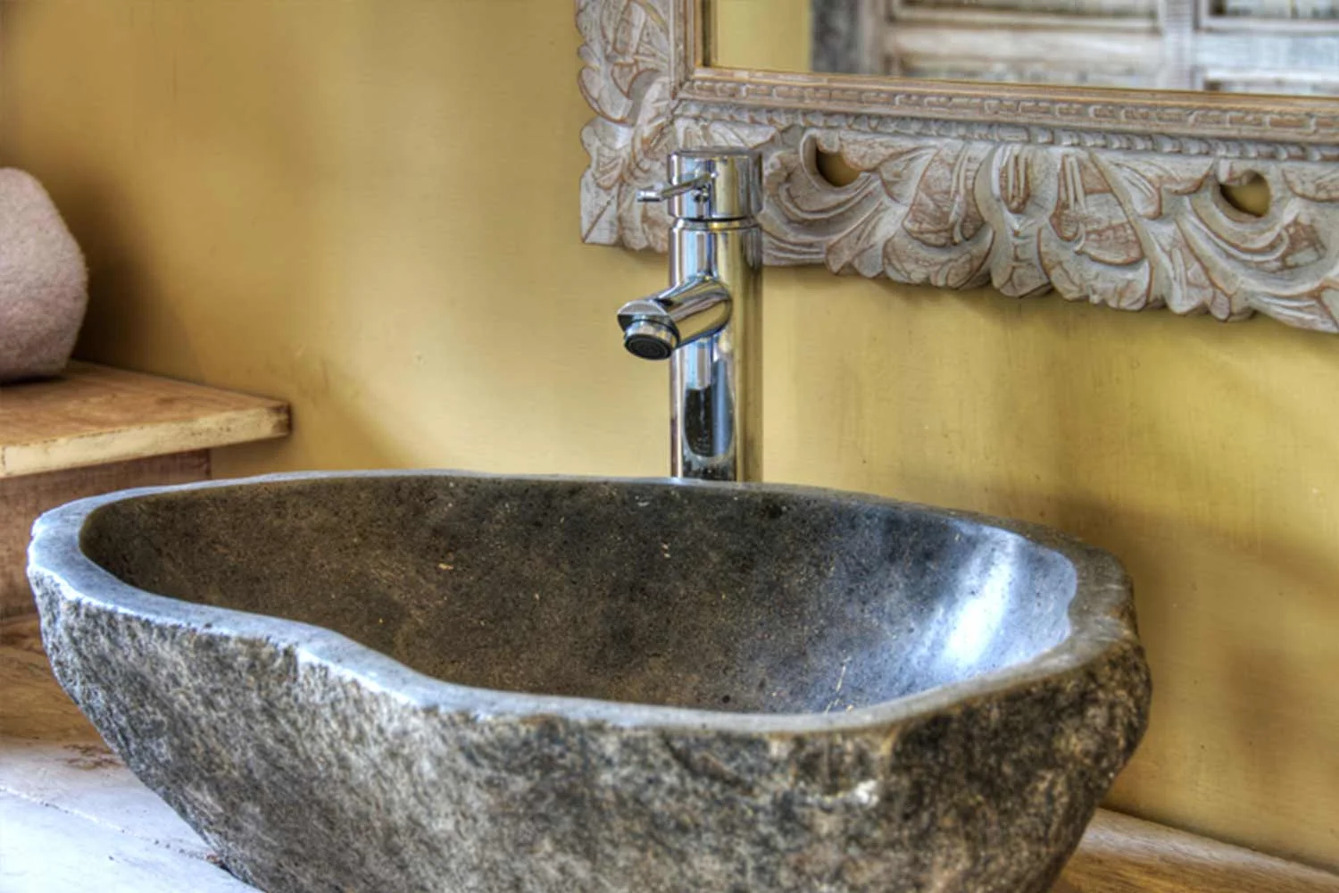 Vasque Bathroom Gili Meno
