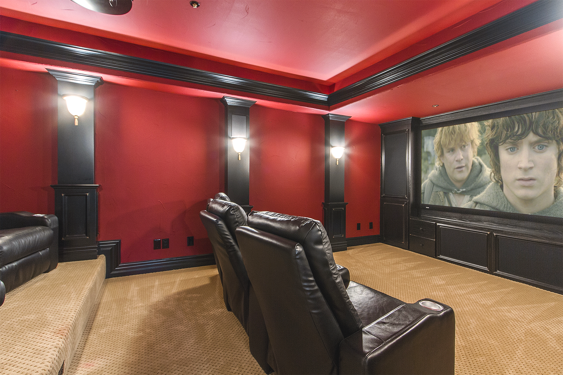 Media-Room_1800x1200_2813106-edit.png