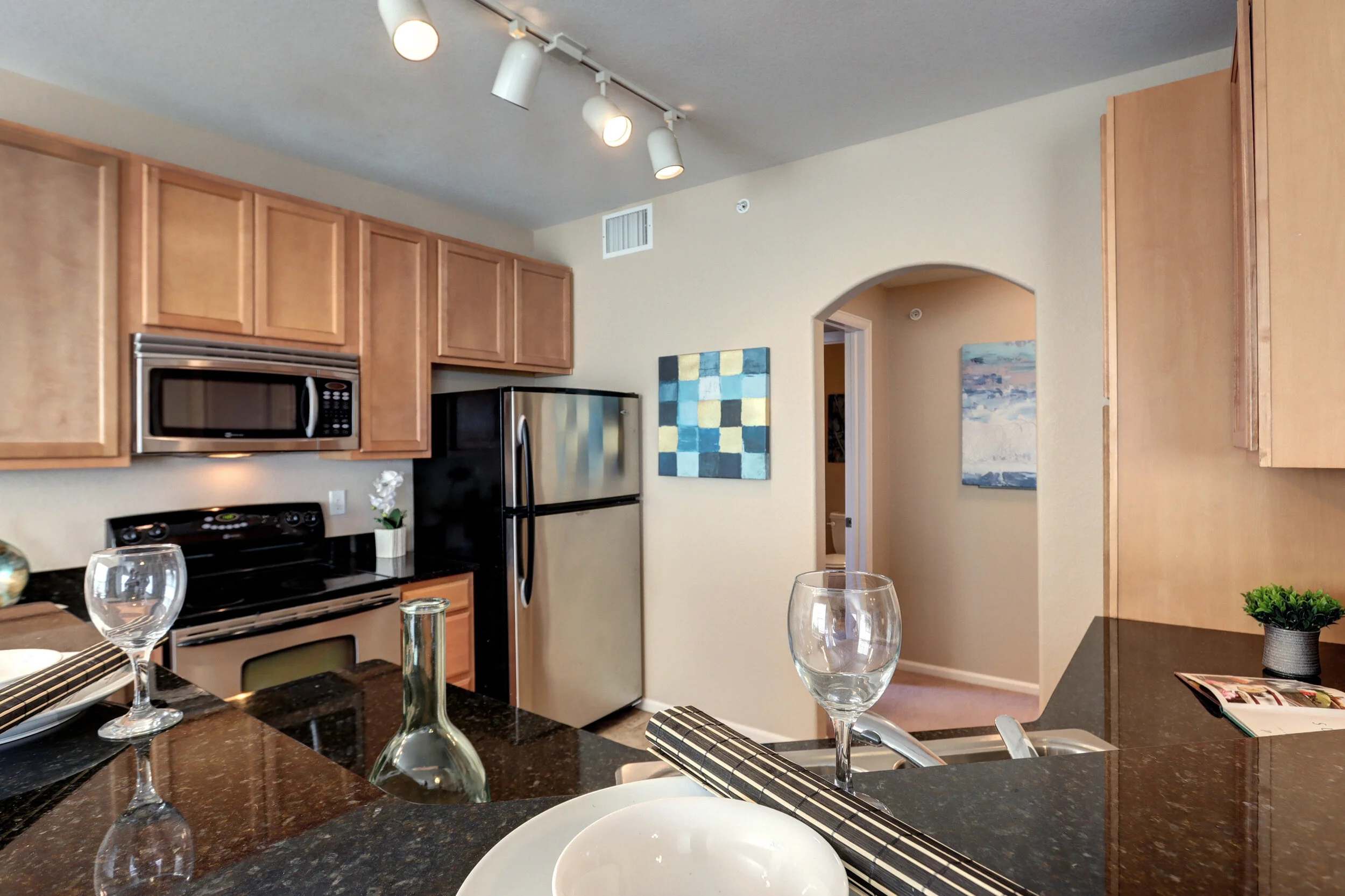 17520 Nature Walk Tr 302-print-020-004-Kitchen-3199x2132-300dpi.jpg