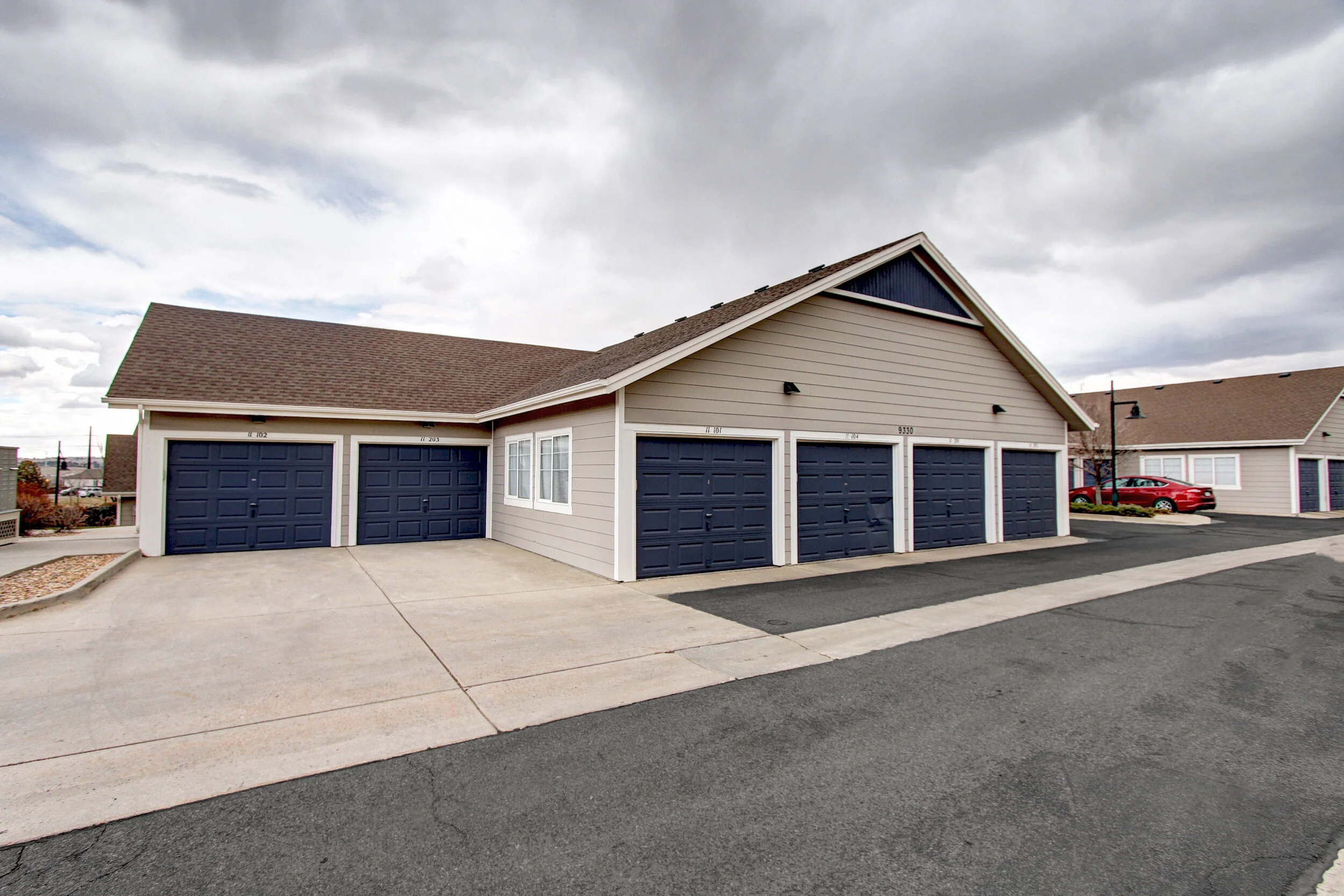 9311 Amison Cir 104 Parker CO-print-027-026-z0476HotShotPros-3648x2432-300dpi.jpg