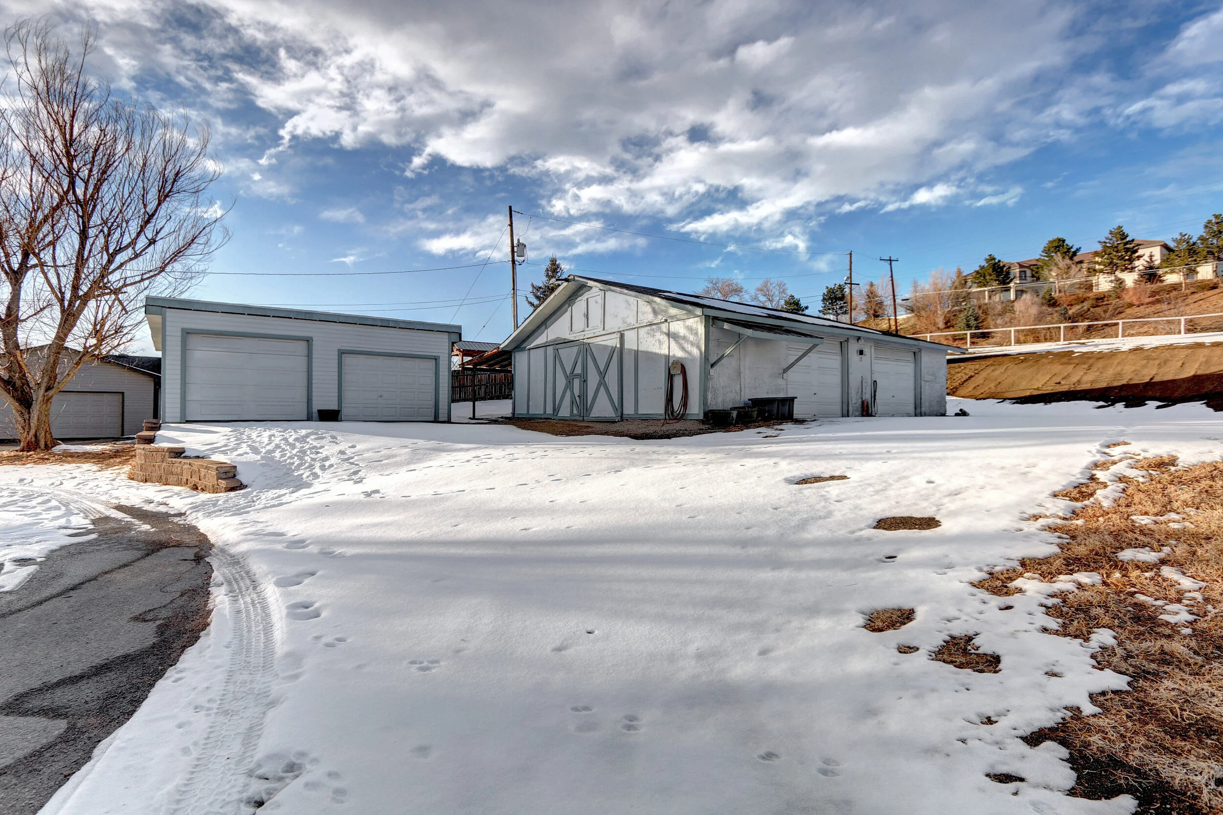 9855 W Wesley Ave Lakewood CO-print-037-079-GaragesBarns-3648x2432-300dpi.jpg