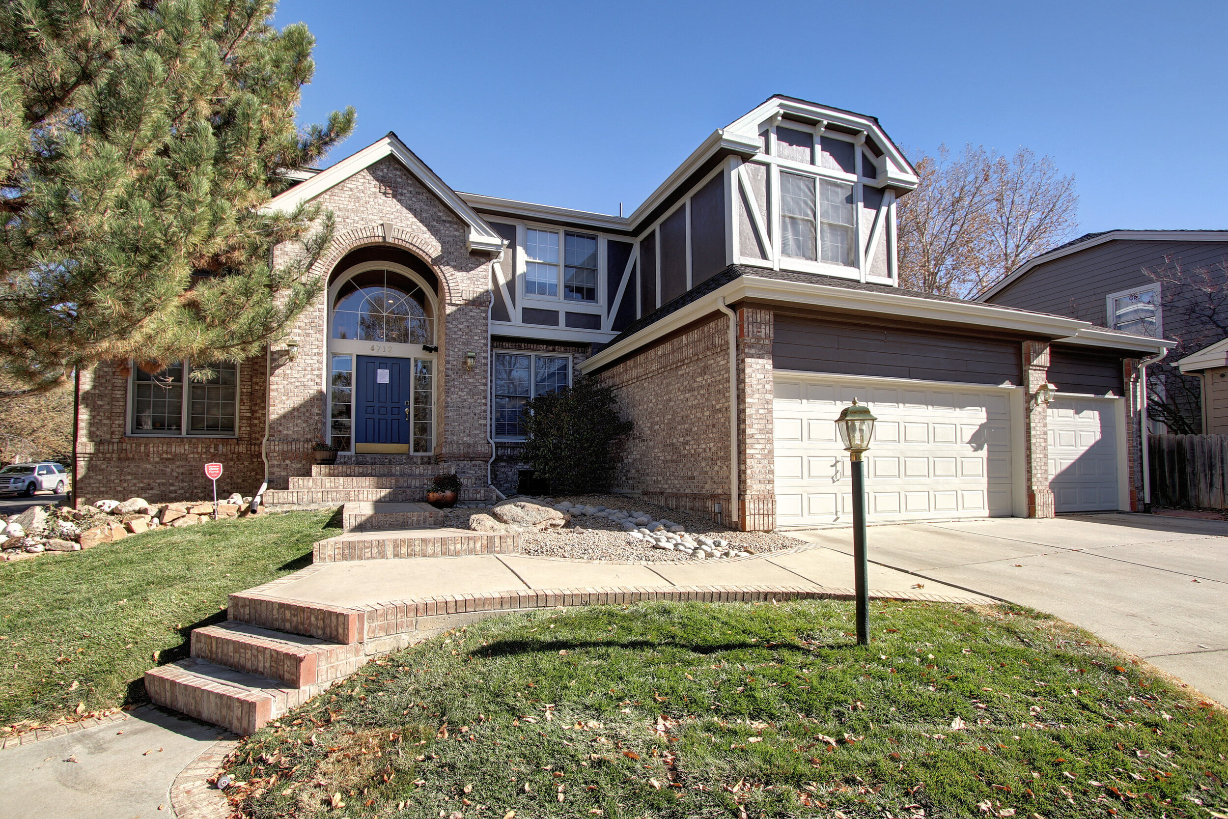 4712 E Pinewood Cir Centennial-print-005-044-L 530-3984x2656-300dpi.jpg
