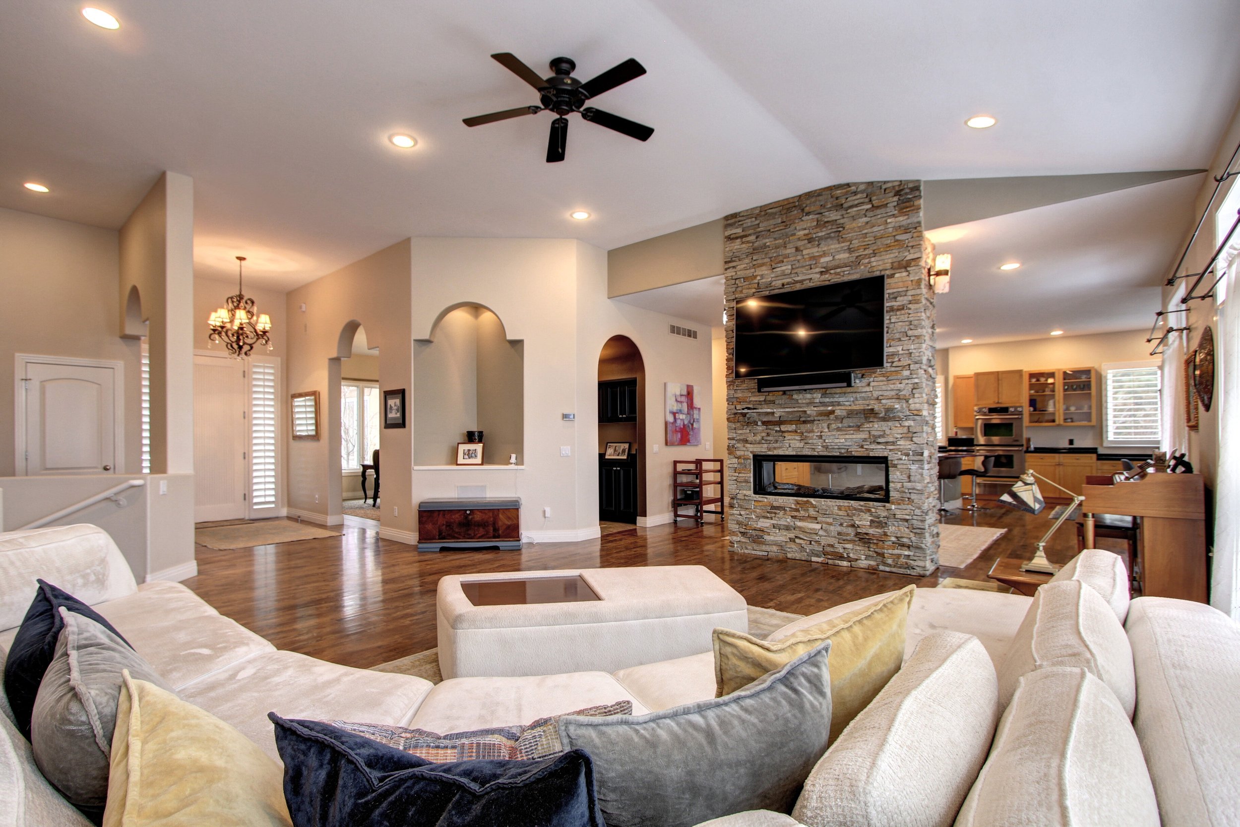9831 E Progress Cir Greenwood-print-008-047-915-3648x2432-300dpi.jpg