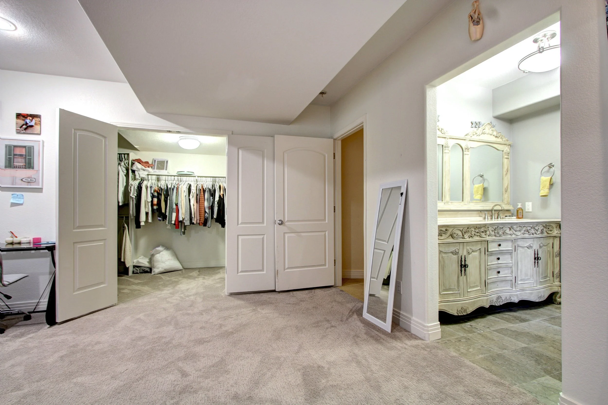 9831 E Progress Cir Greenwood-print-046-031-953-3648x2432-300dpi.jpg