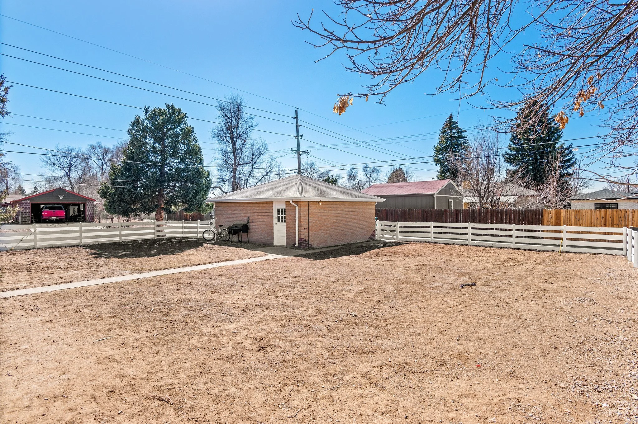 26-web-or-mls-2301 Joliet St, Aurora-35.jpg