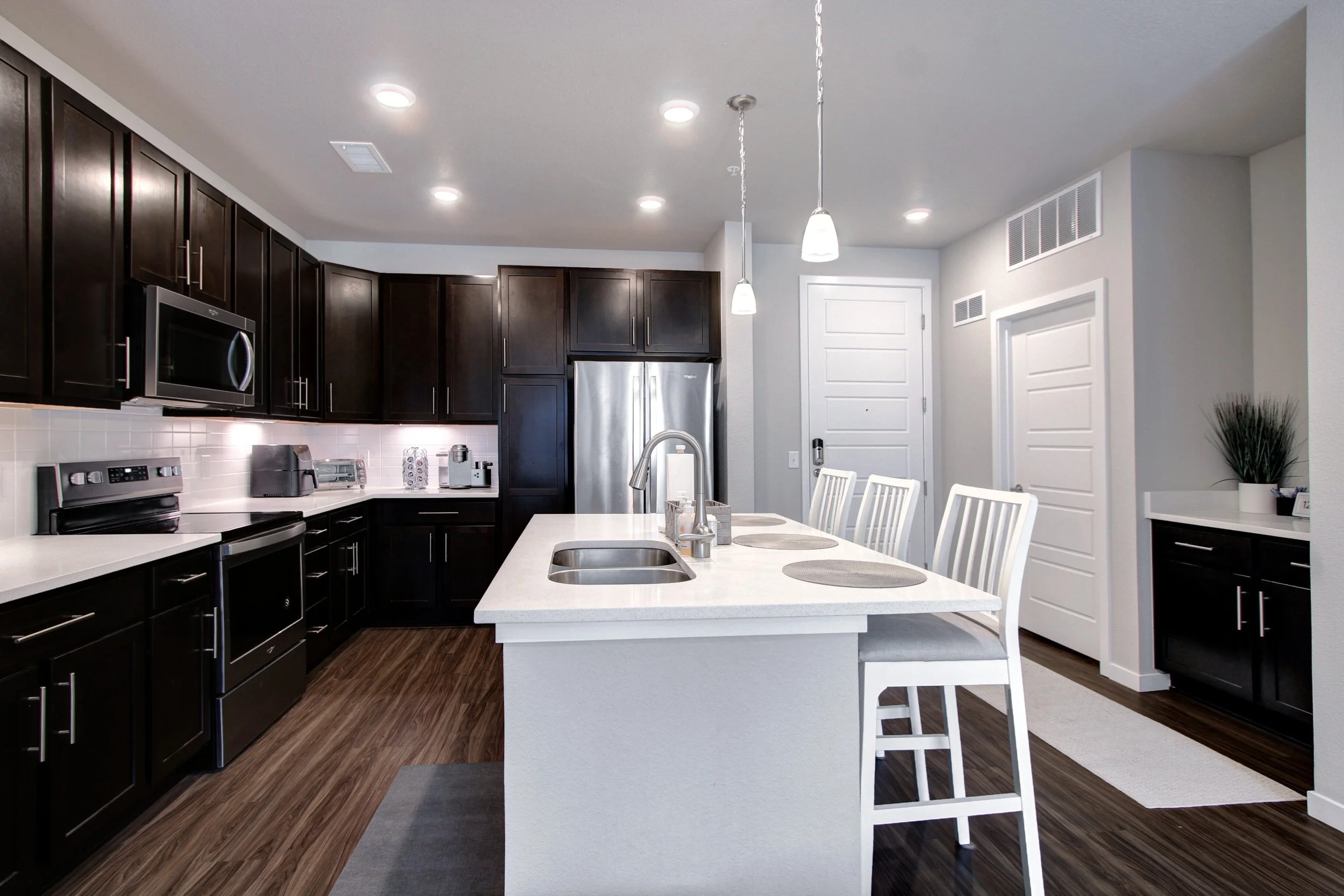 420 E Fremont Pl 206 Littleton-print-011-010-b812-3648x2432-300dpi.jpg