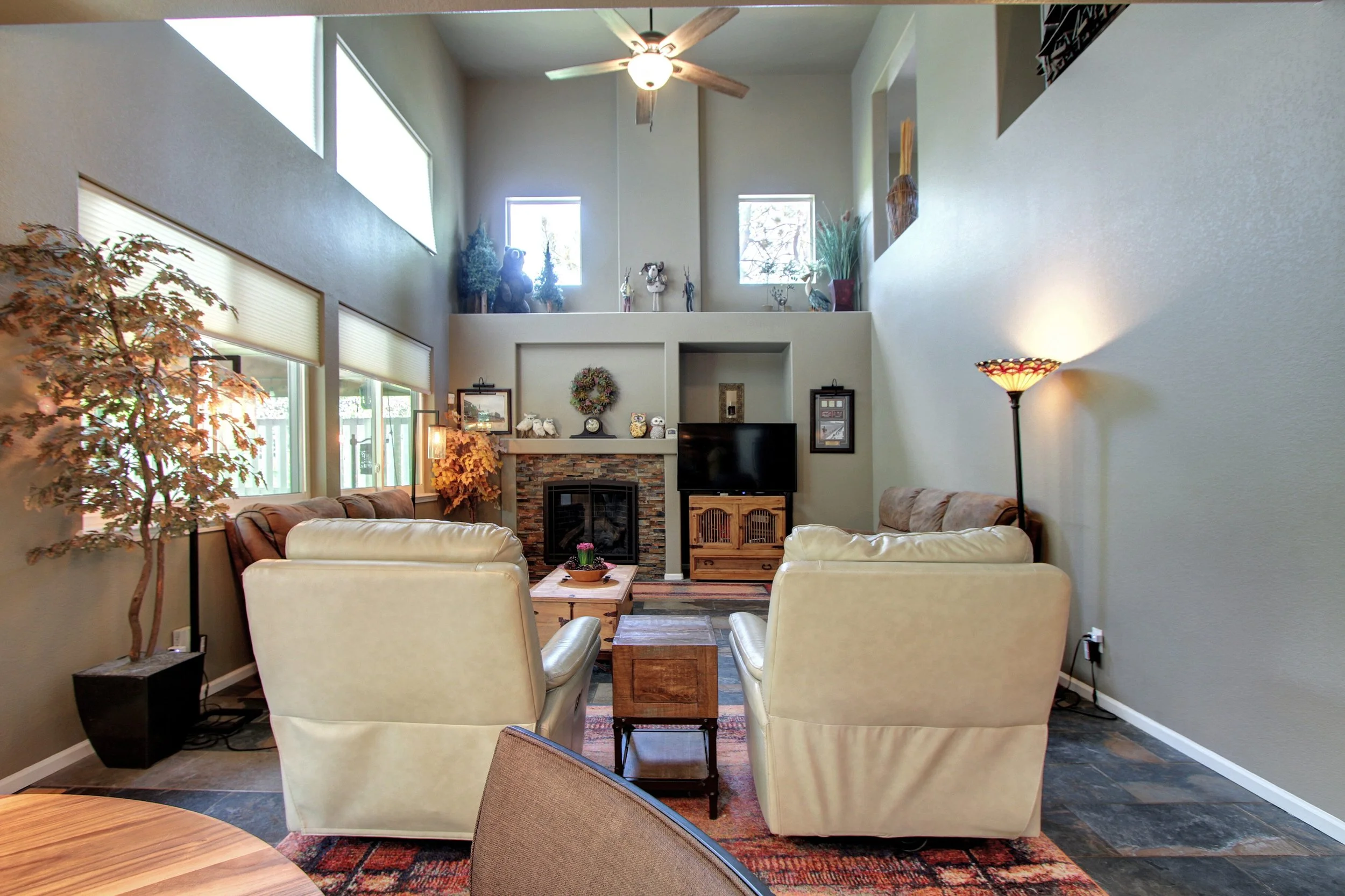 10527 Jaguar Point Lone Tree-print-010-011-a472-3648x2432-300dpi.jpg