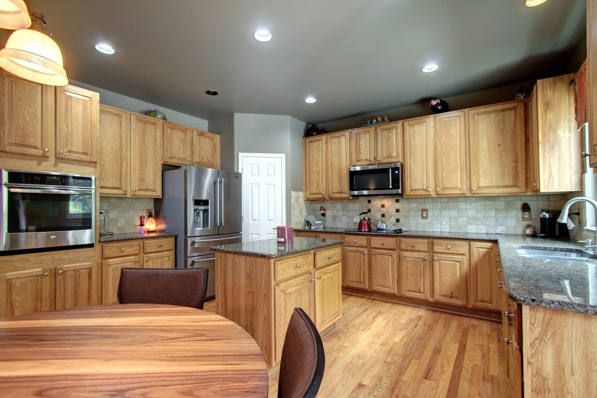10527 Jaguar Point Lone Tree-print-015-016-a477-3648x2432-300dpi.jpg