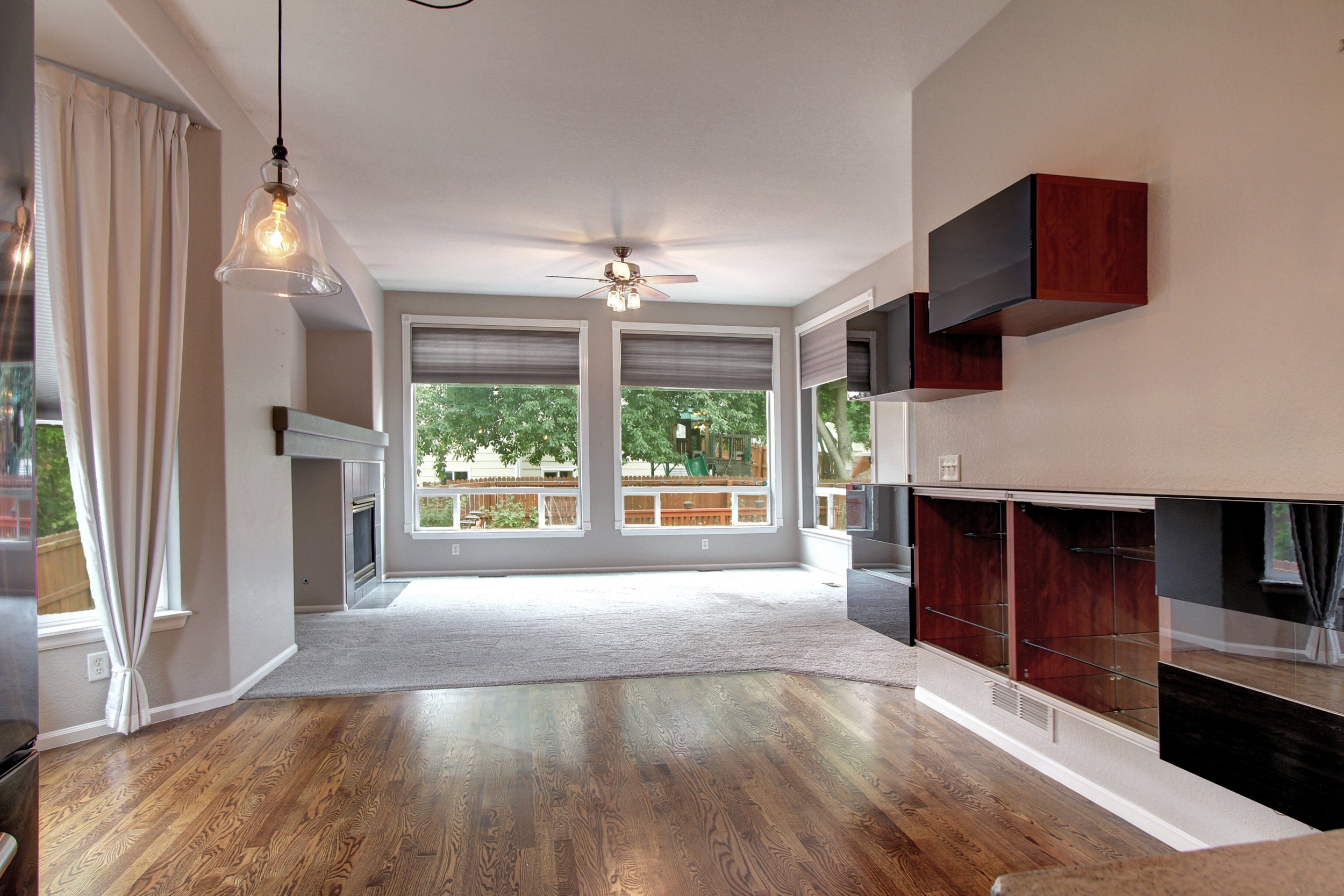 1206 E 101st Ave Thornton CO-print-014-013-Dining Room-3648x2432-300dpi.jpg