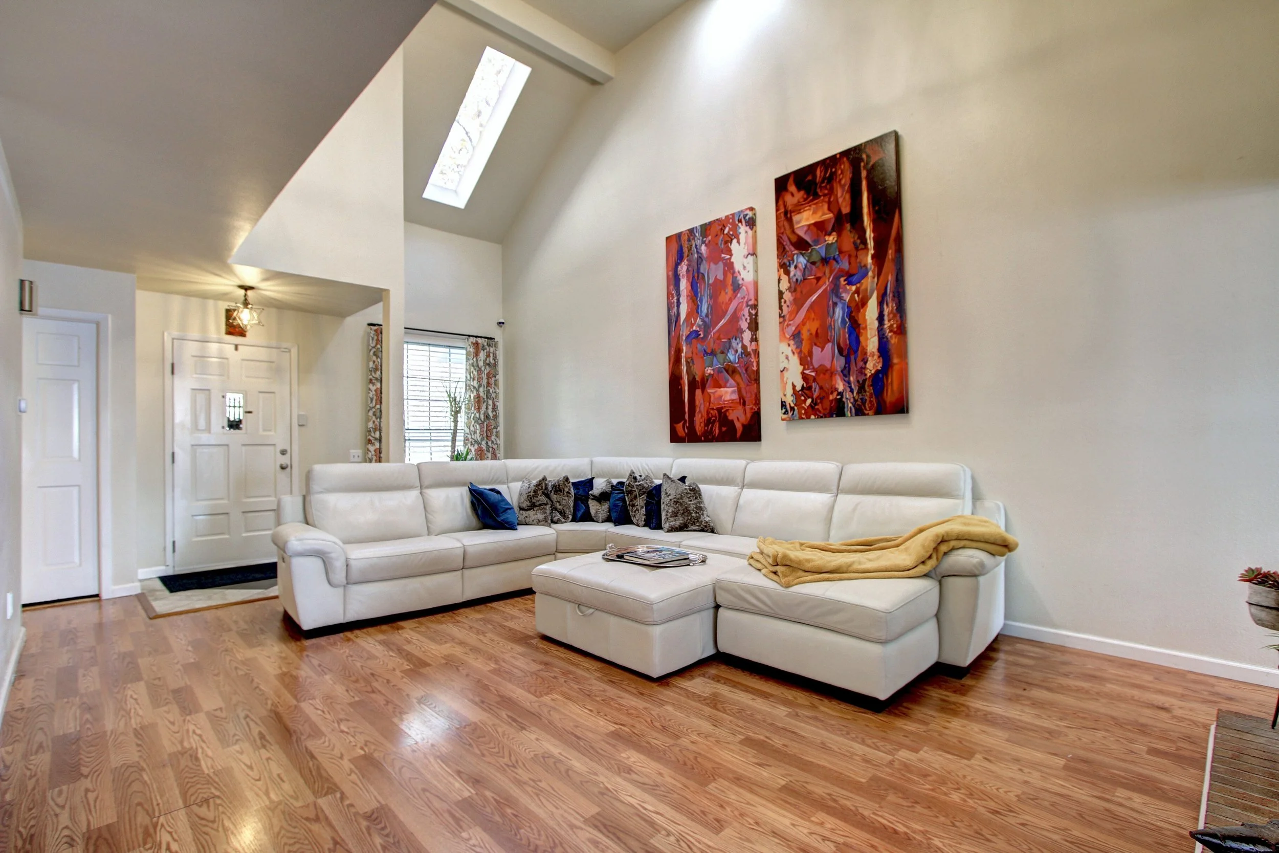 8123 E Phillips Cir Centennial-print-005-006-c 802-3648x2432-300dpi.jpg