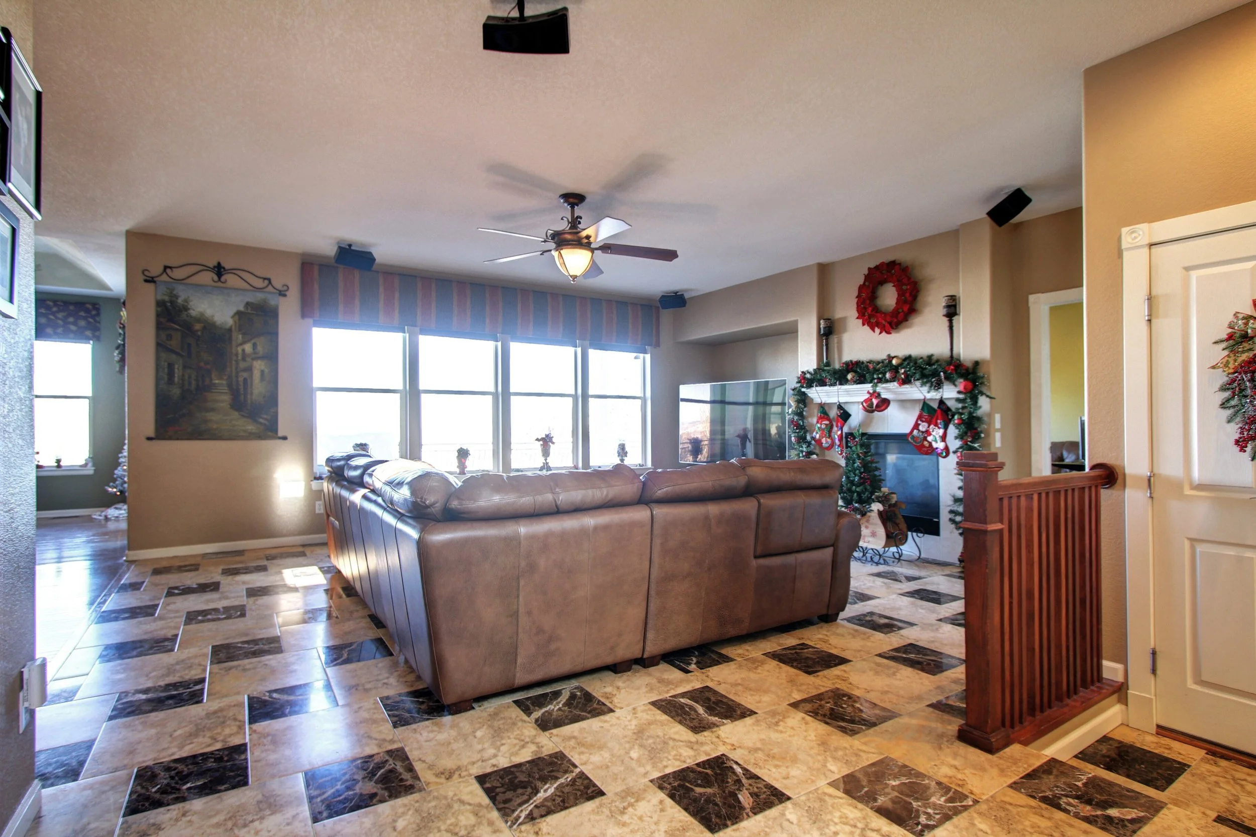2927 Newbury Ct Littleton CO-print-008-059-Family Room-3648x2432-300dpi.jpg