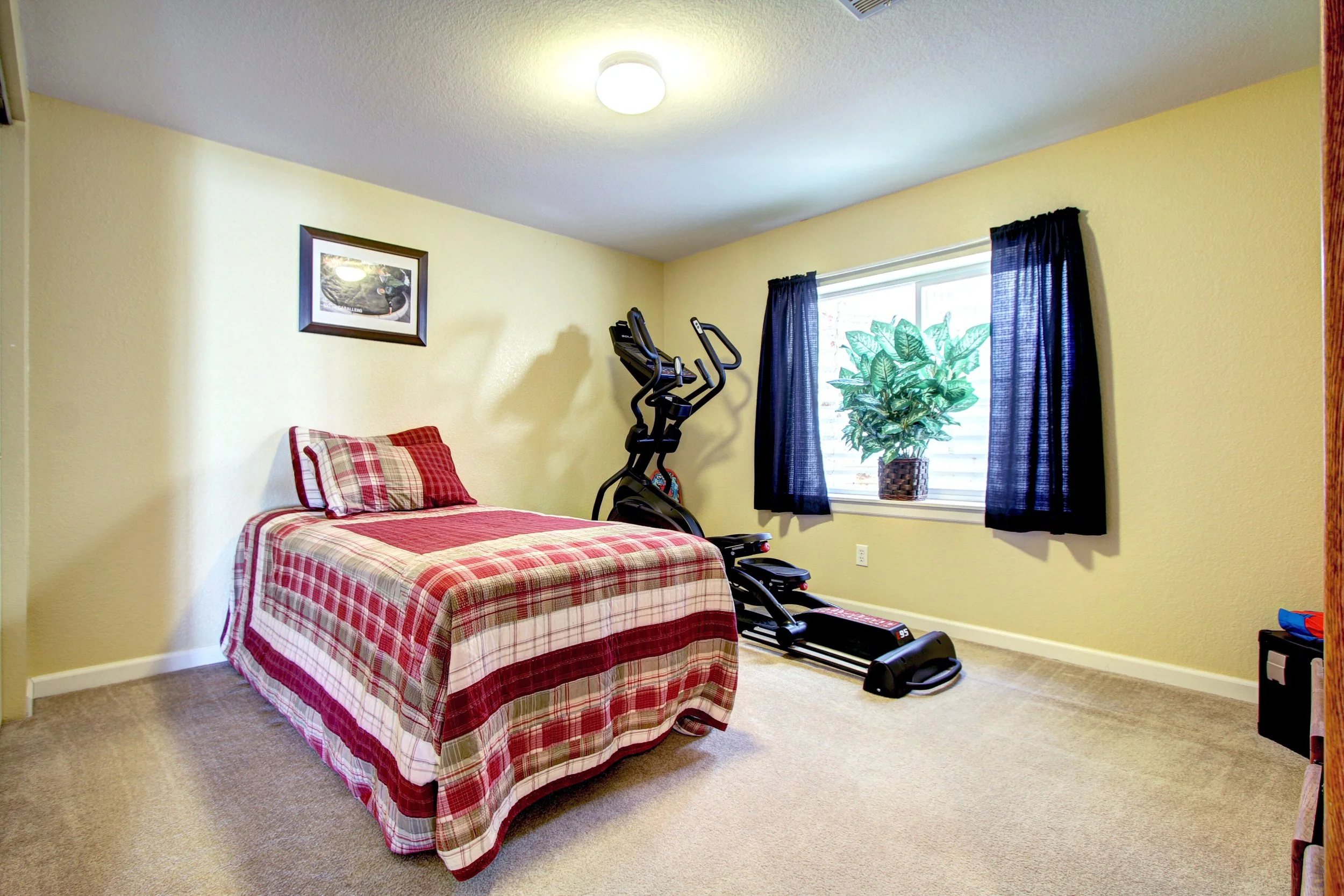 2927 Newbury Ct Littleton CO-print-045-099-Bedroom-3648x2432-300dpi.jpg