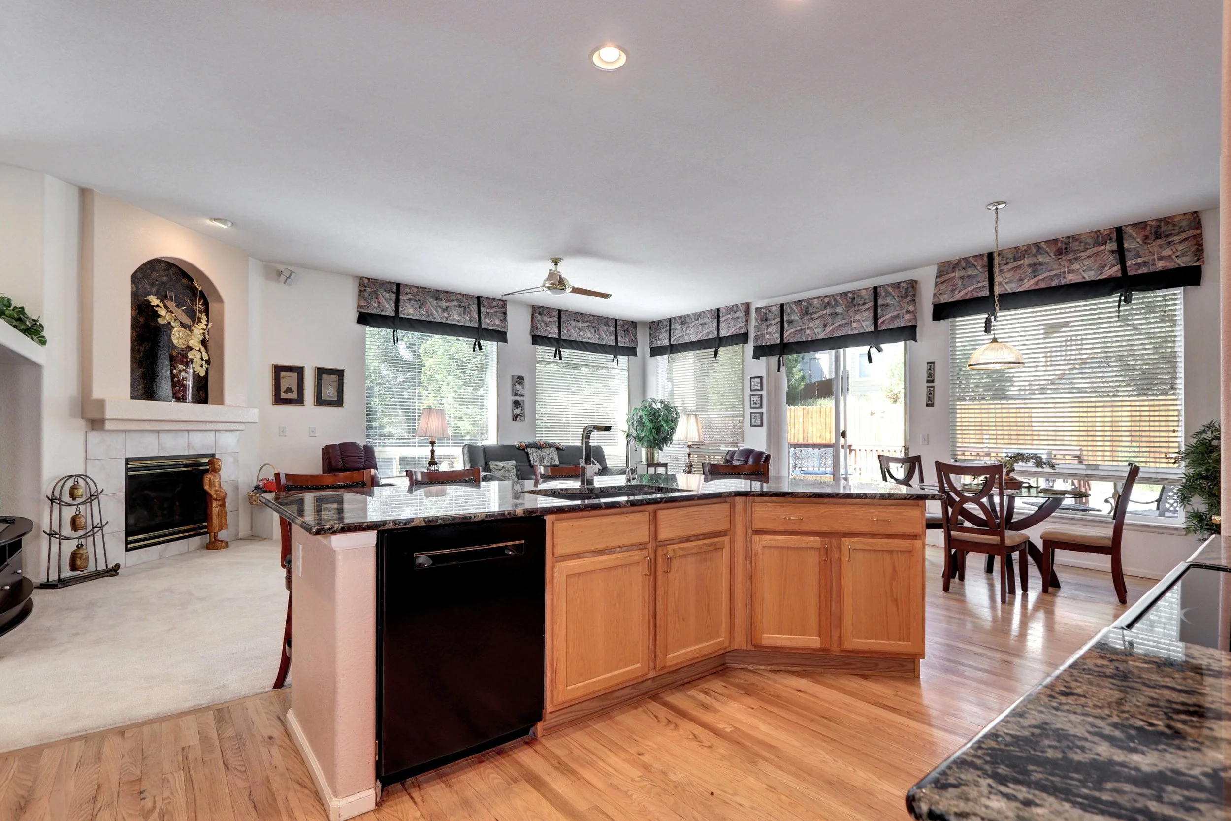 8291 Snow Willow Ct Castle-print-017-020-C 125-3648x2432-300dpi.jpg