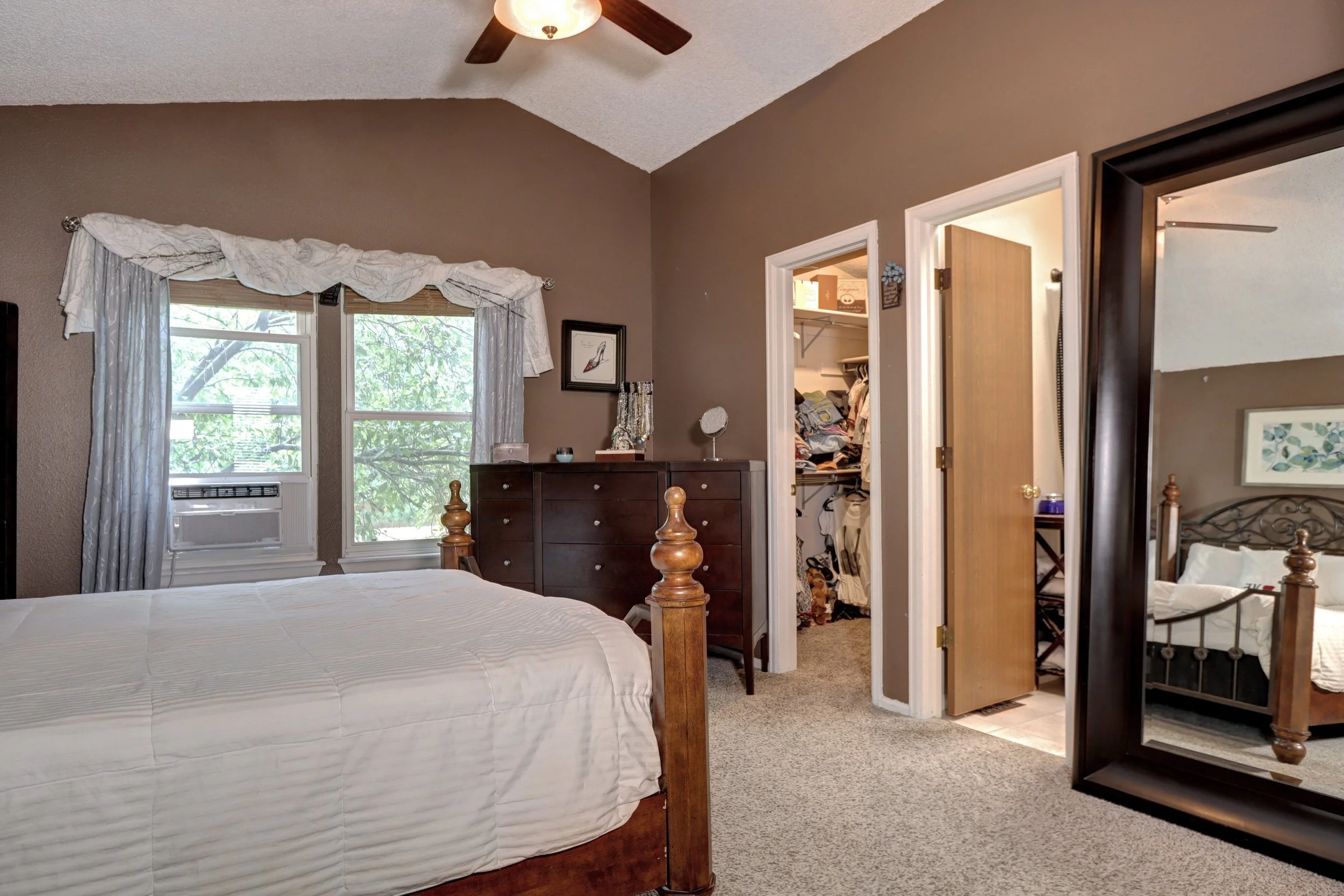 7937 S Holland Way Littleton-print-021-019-a-3984x2656-300dpi.jpg