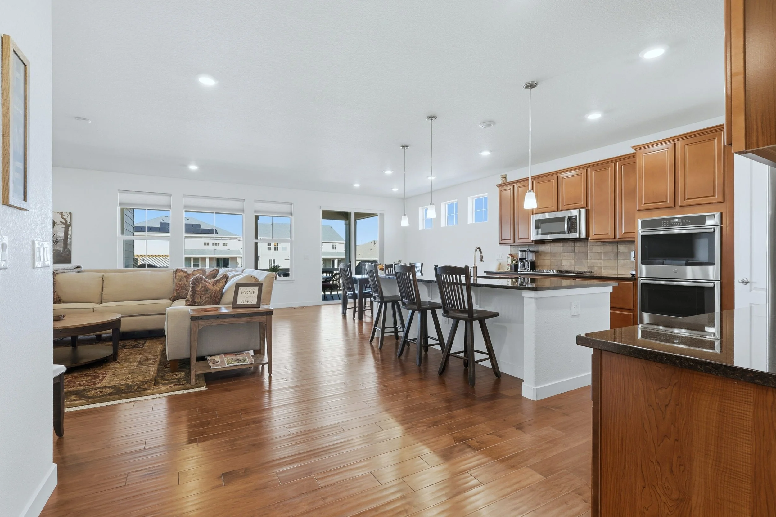 7022 Hyland Hills St Castle-print-004-009-a  004-4200x2800-300dpi.jpg