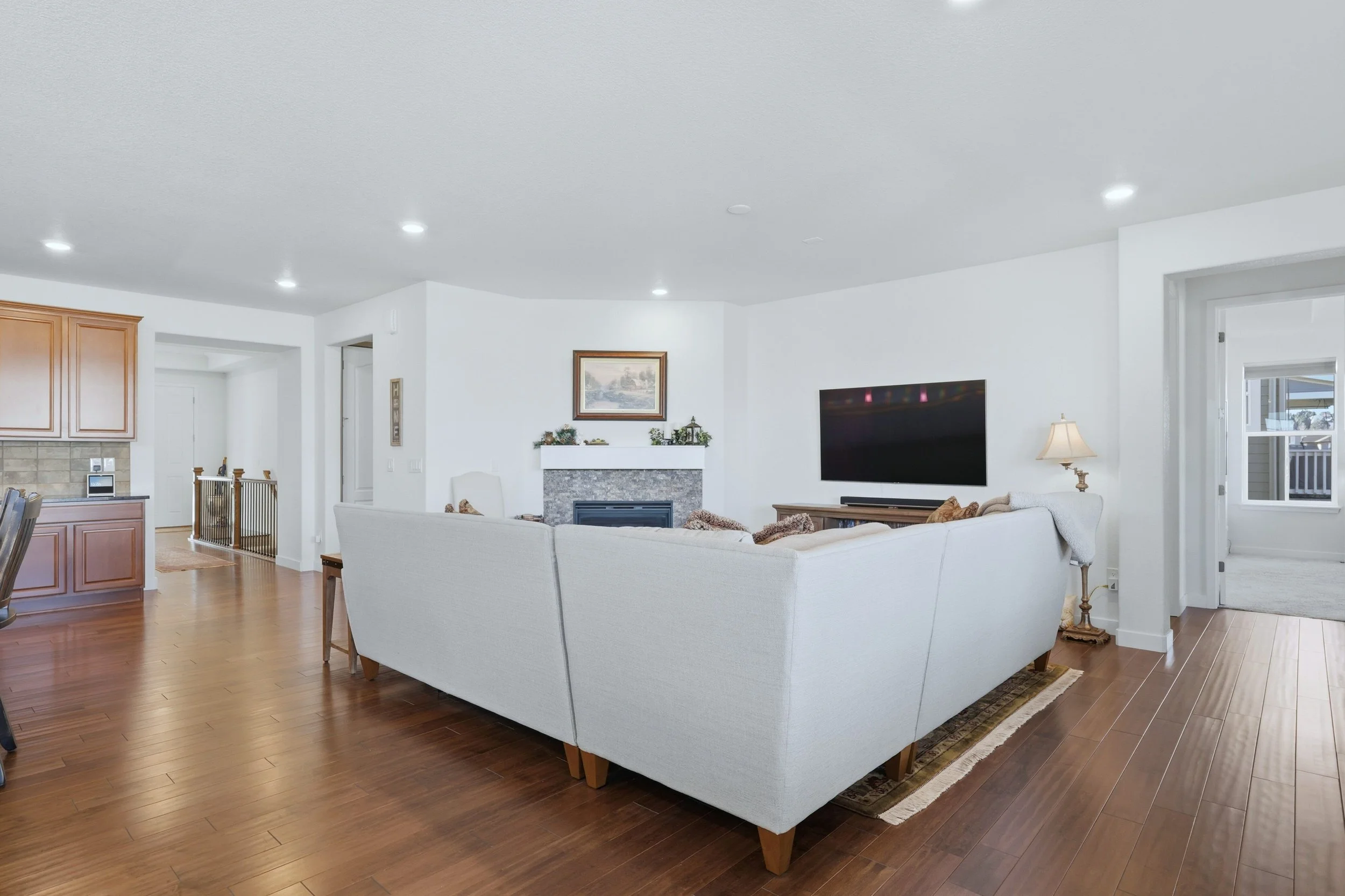 7022 Hyland Hills St Castle-print-007-028-a  007-4200x2800-300dpi.jpg