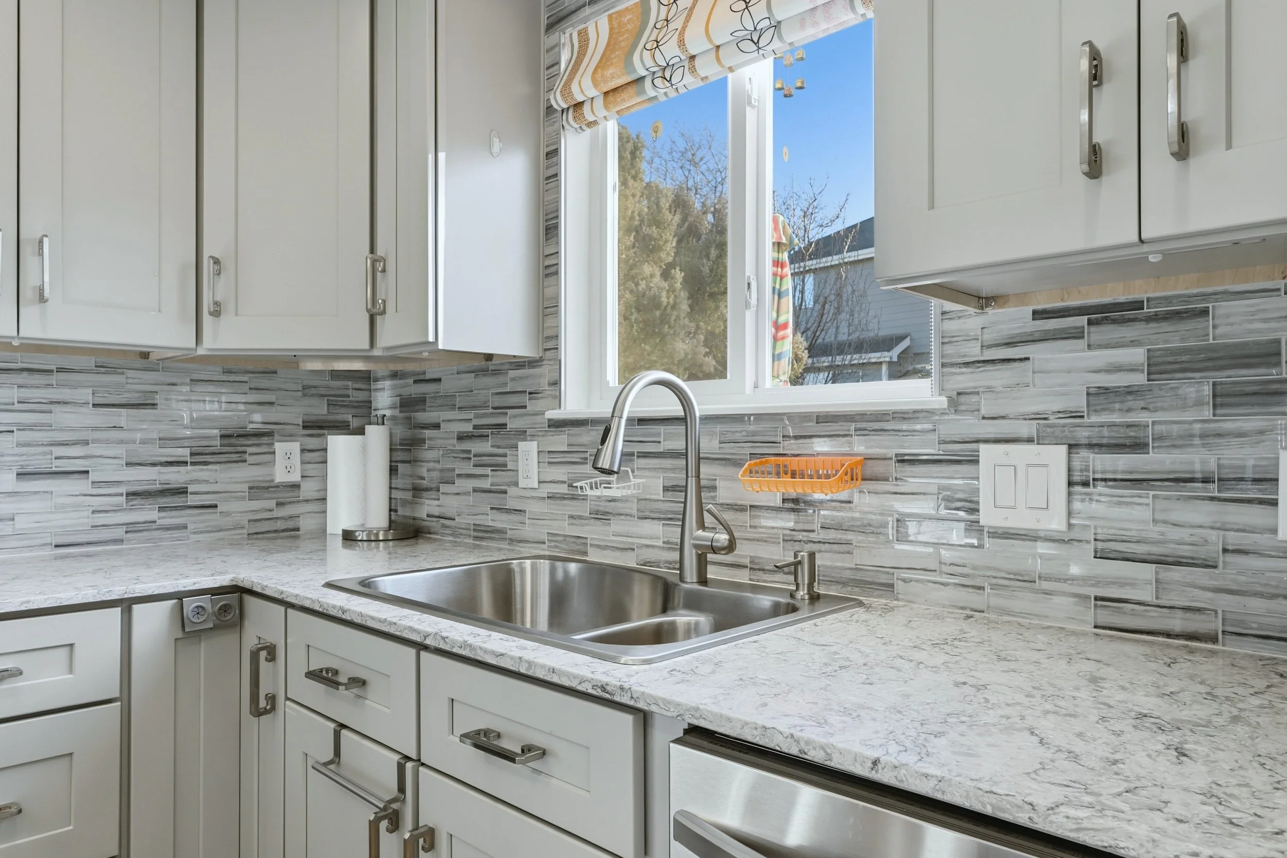 2126 S Espana St Aurora CO-print-019-016-a 019-4200x2800-300dpi.jpg